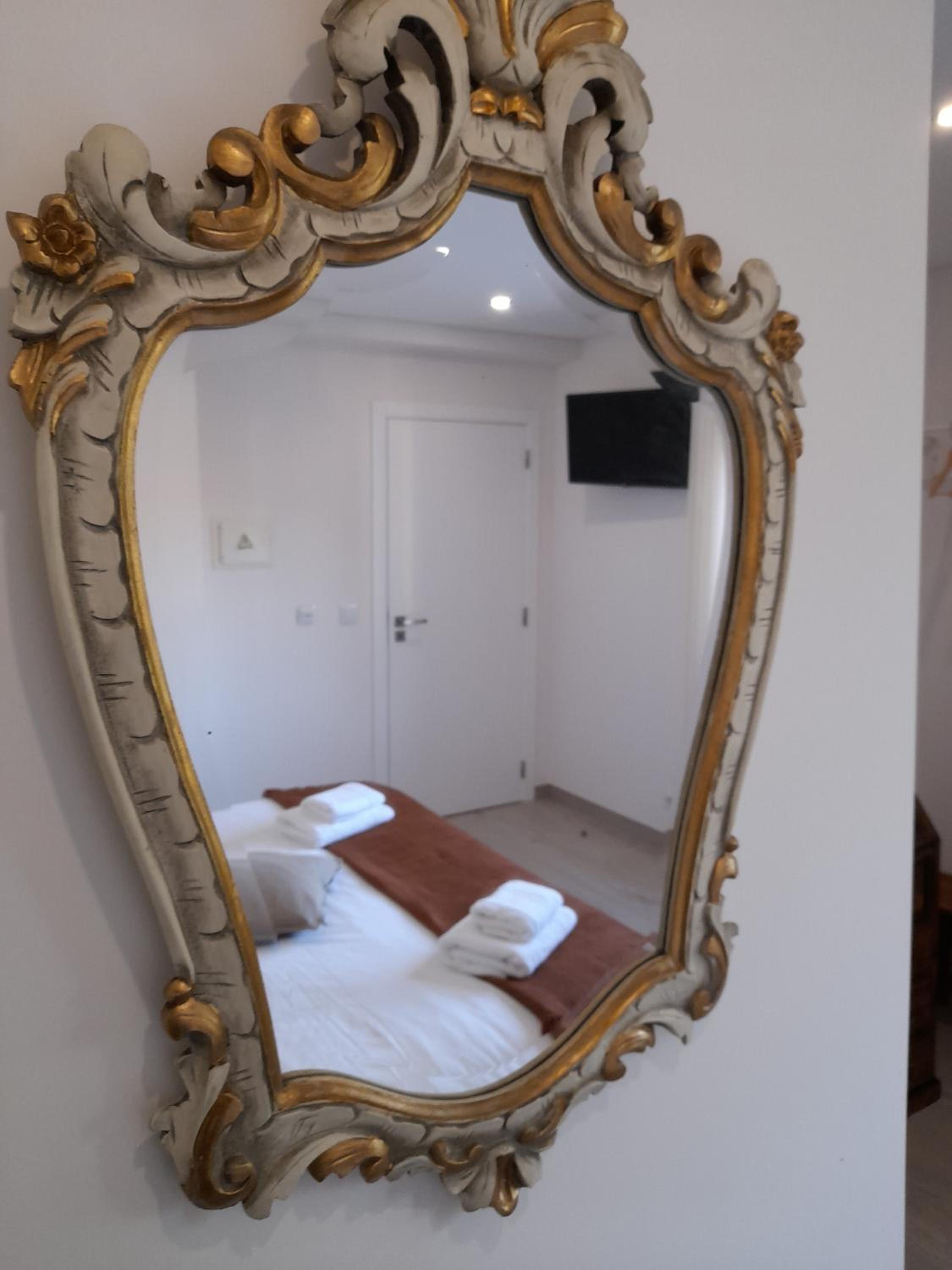 Hall 92 Quartos com WC em moradia com piscina A-das-Lebres Loures, 사진 40