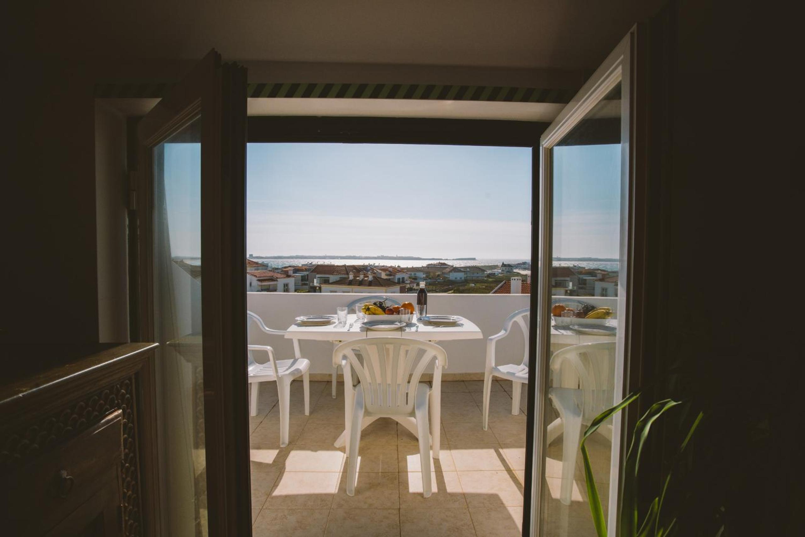 Best Houses 31 - Seashell House view 5