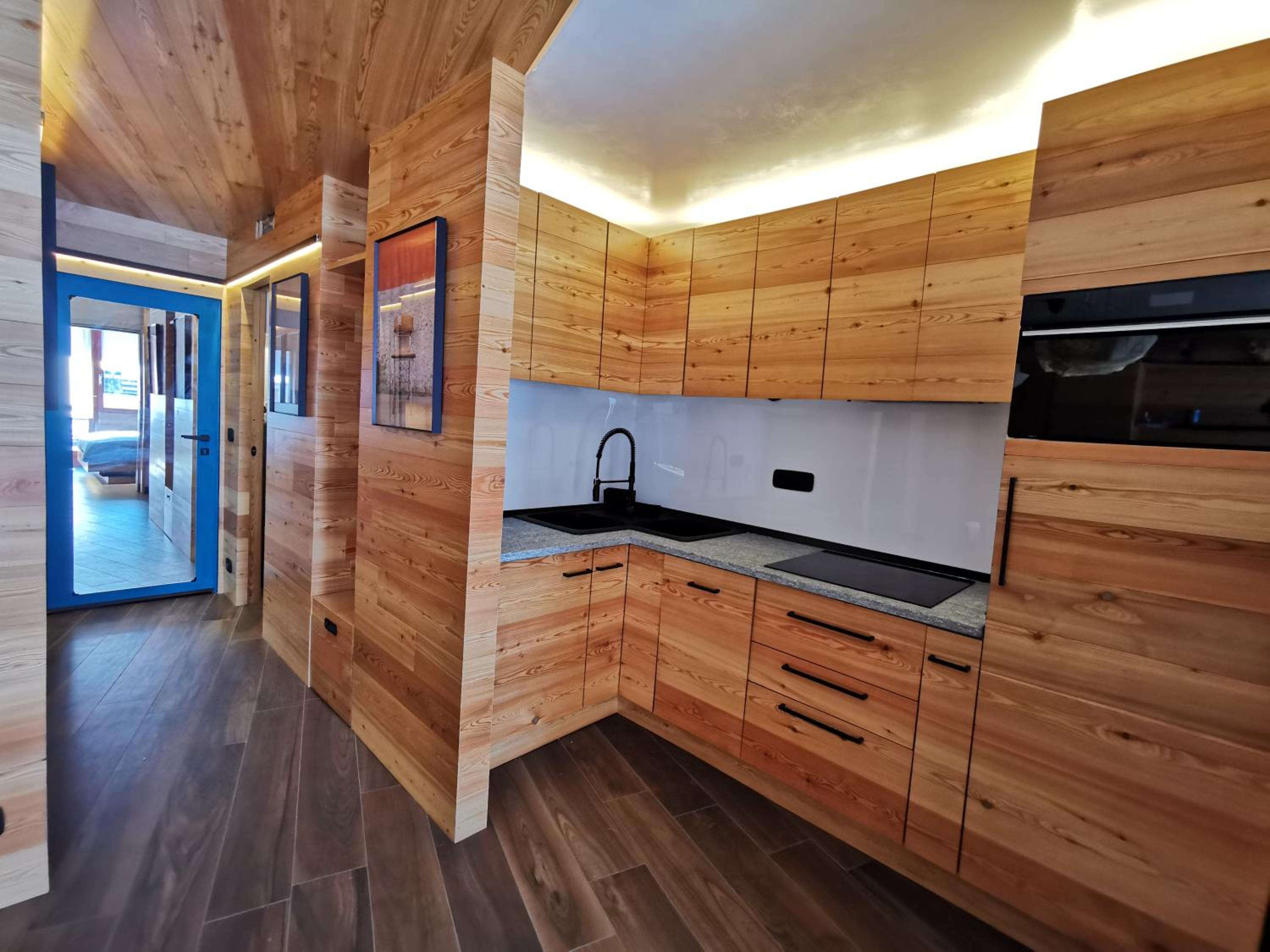 Hostdomus - Oslo Suite view 3