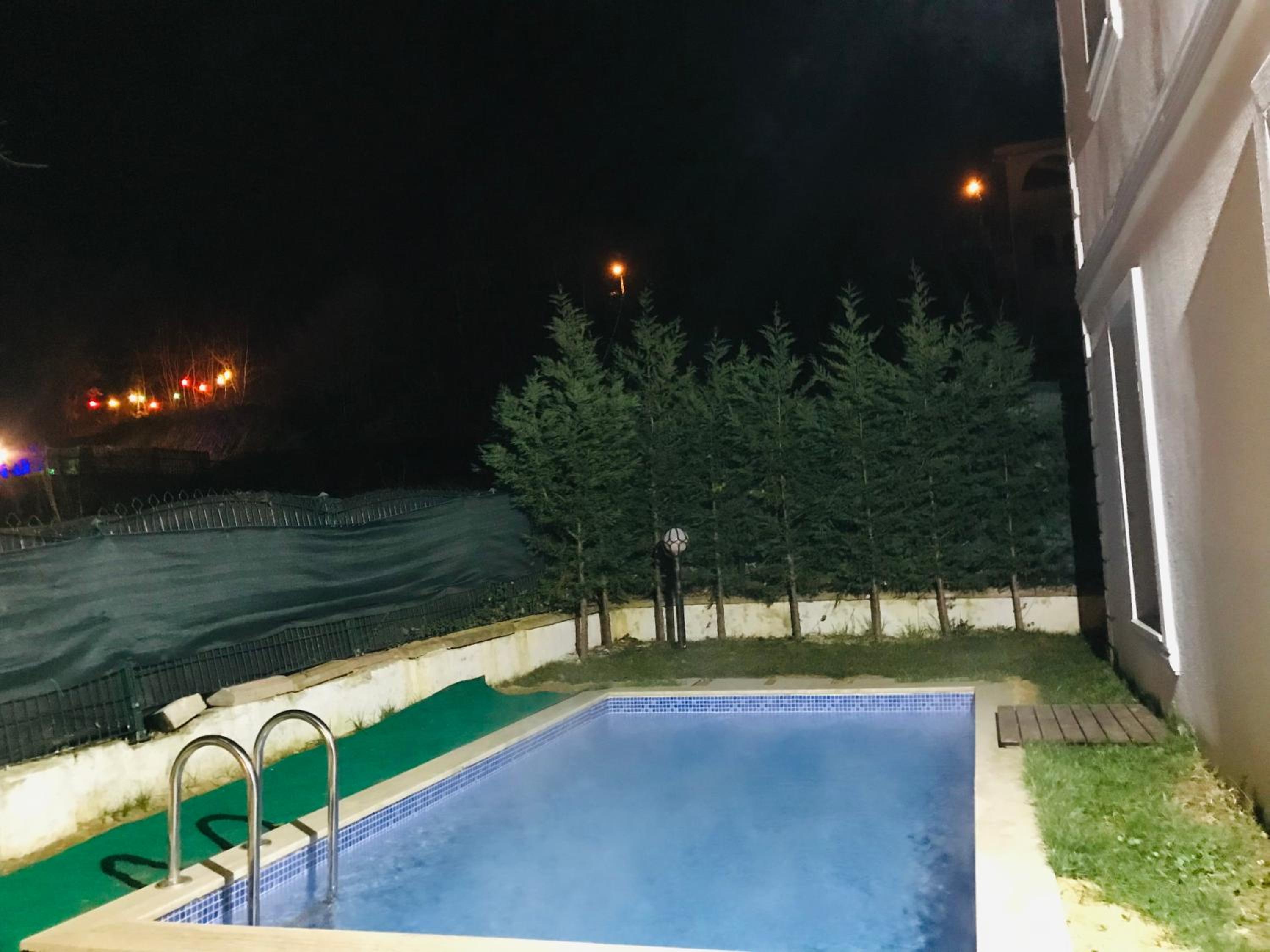 Sapanca Villa 26-Isıtma Havuzlu