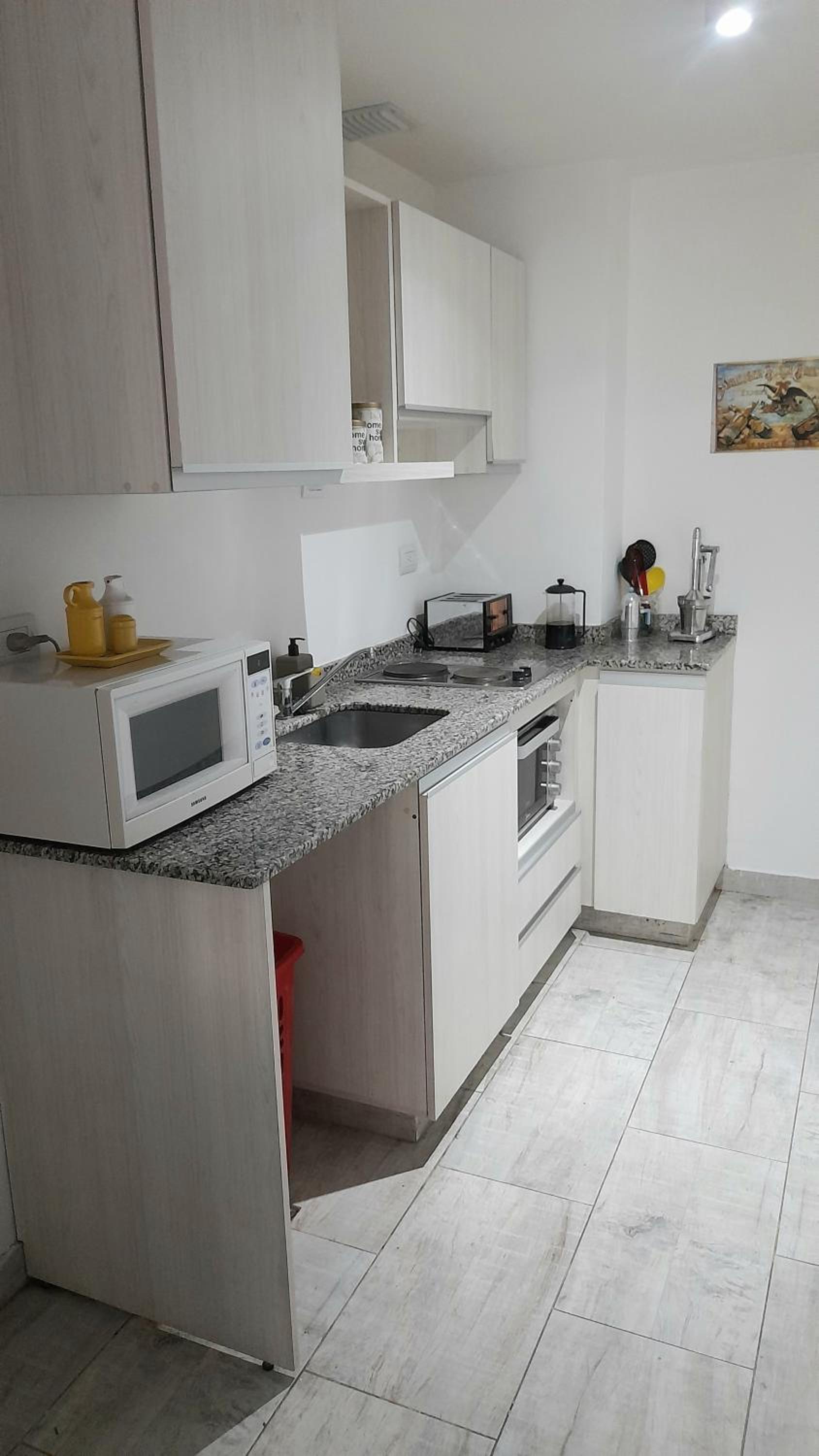 Amplio departamento completo en Caba