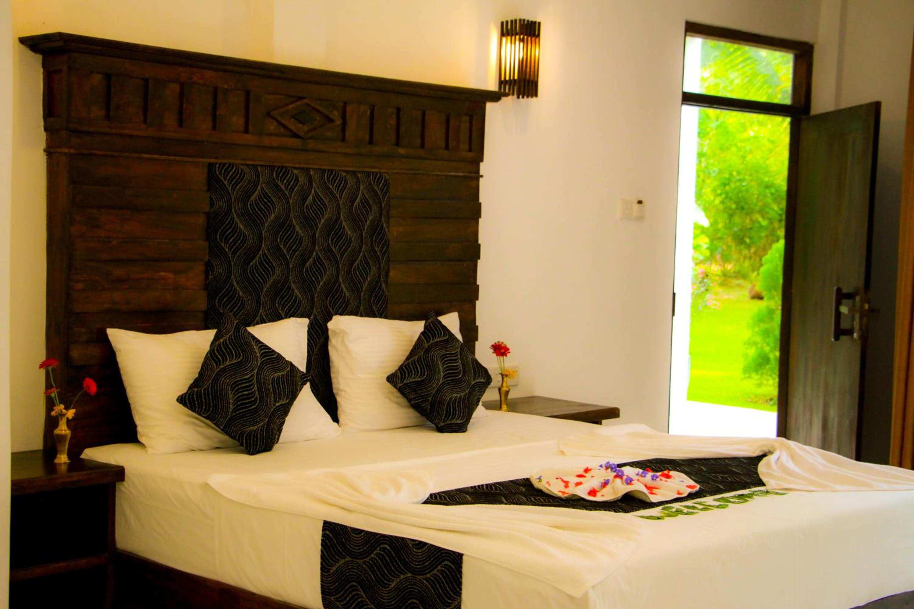 Manike Lodge Habarana view 2
