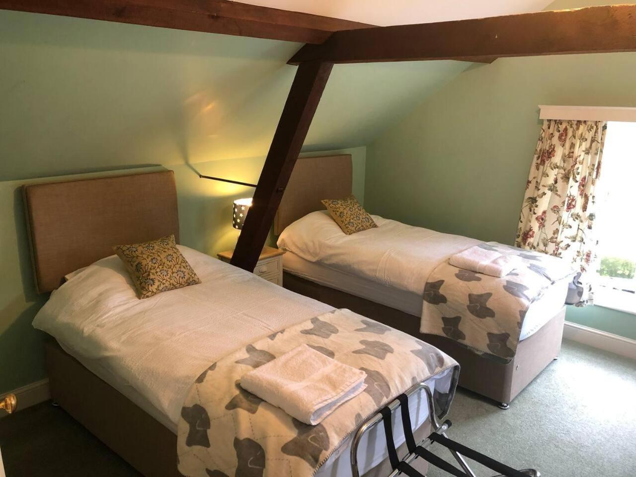 Stable Cottage Peaceful Stunning Retreat near Bath view 4