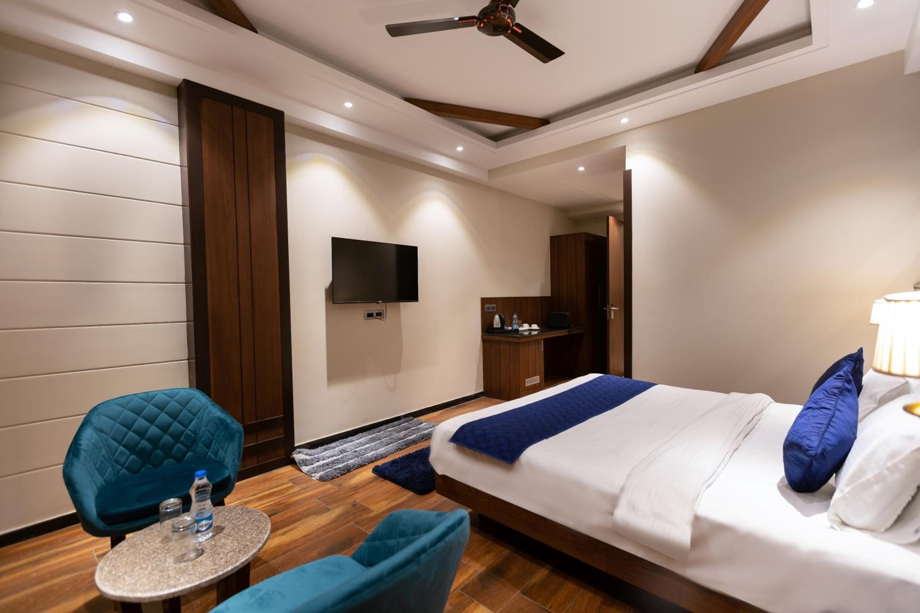 Mussoorie Vacations - Hotel LA Eden - Property Image 2