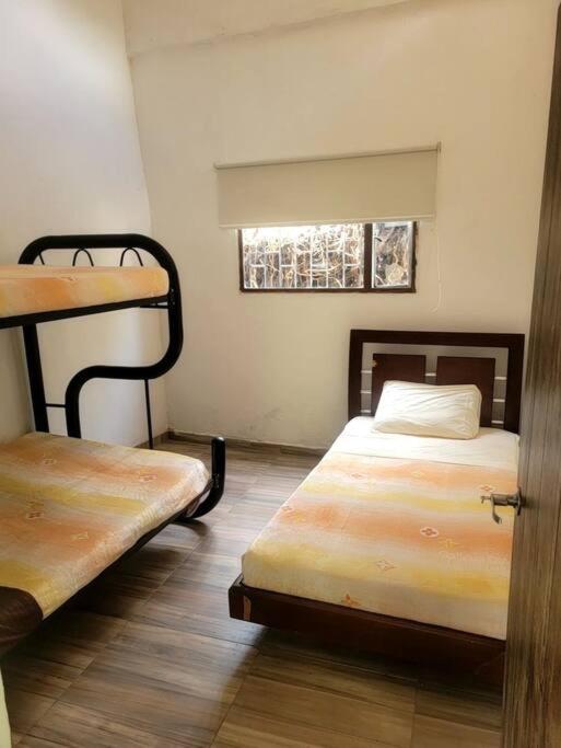 Acogedora casa campestre, con parqueadero privado
