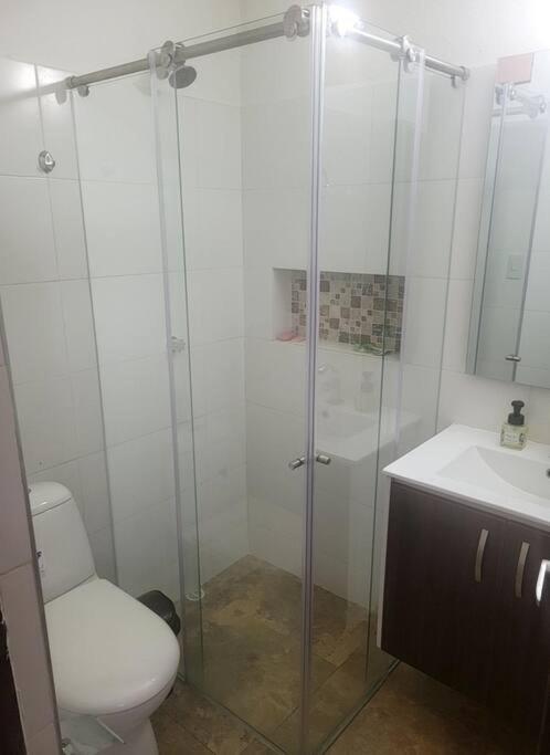 Acogedora casa campestre, con parqueadero privado