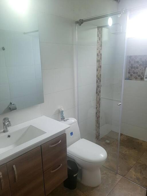 Acogedora casa campestre, con parqueadero privado