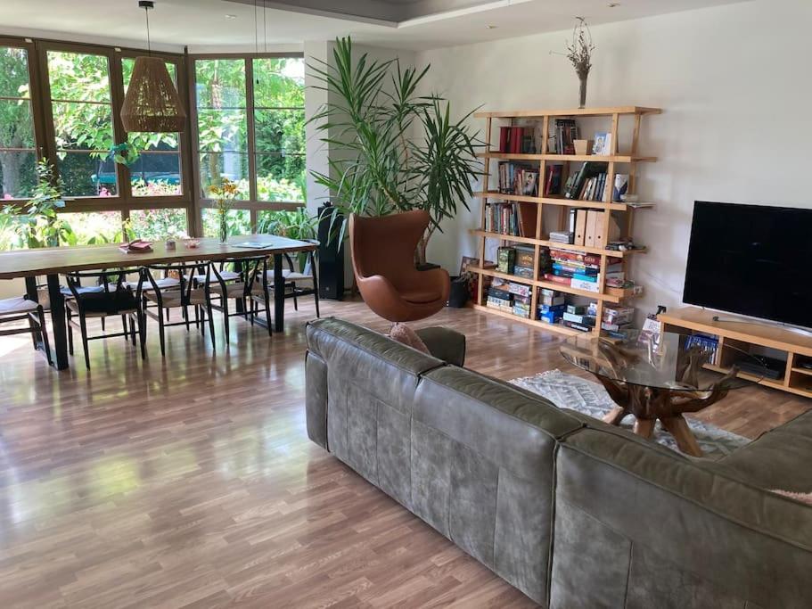 Spacious villa with an outdoor pool in Černošice