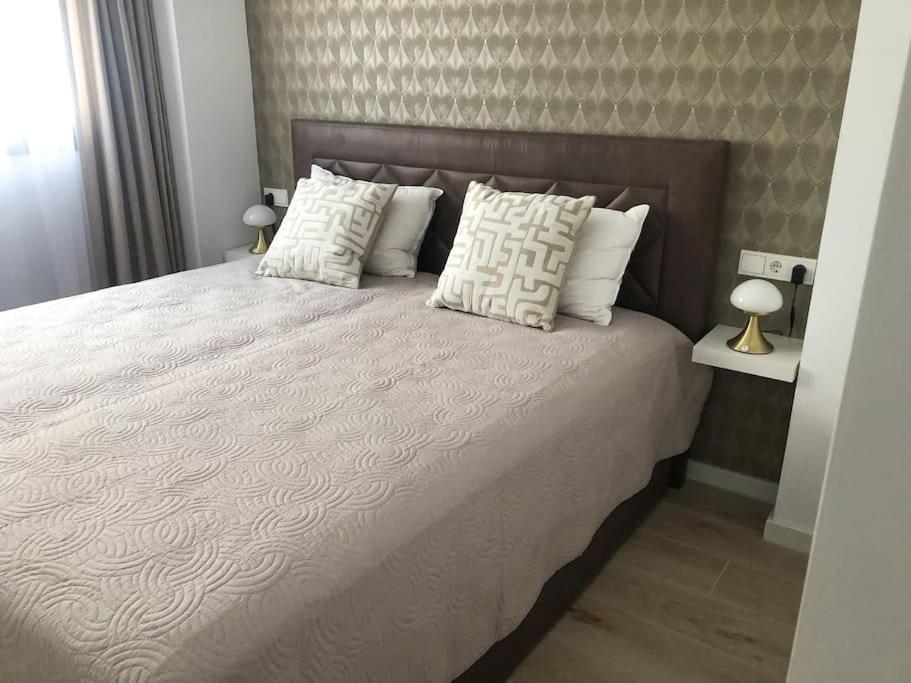 Apartment One80 in Estepona view 5