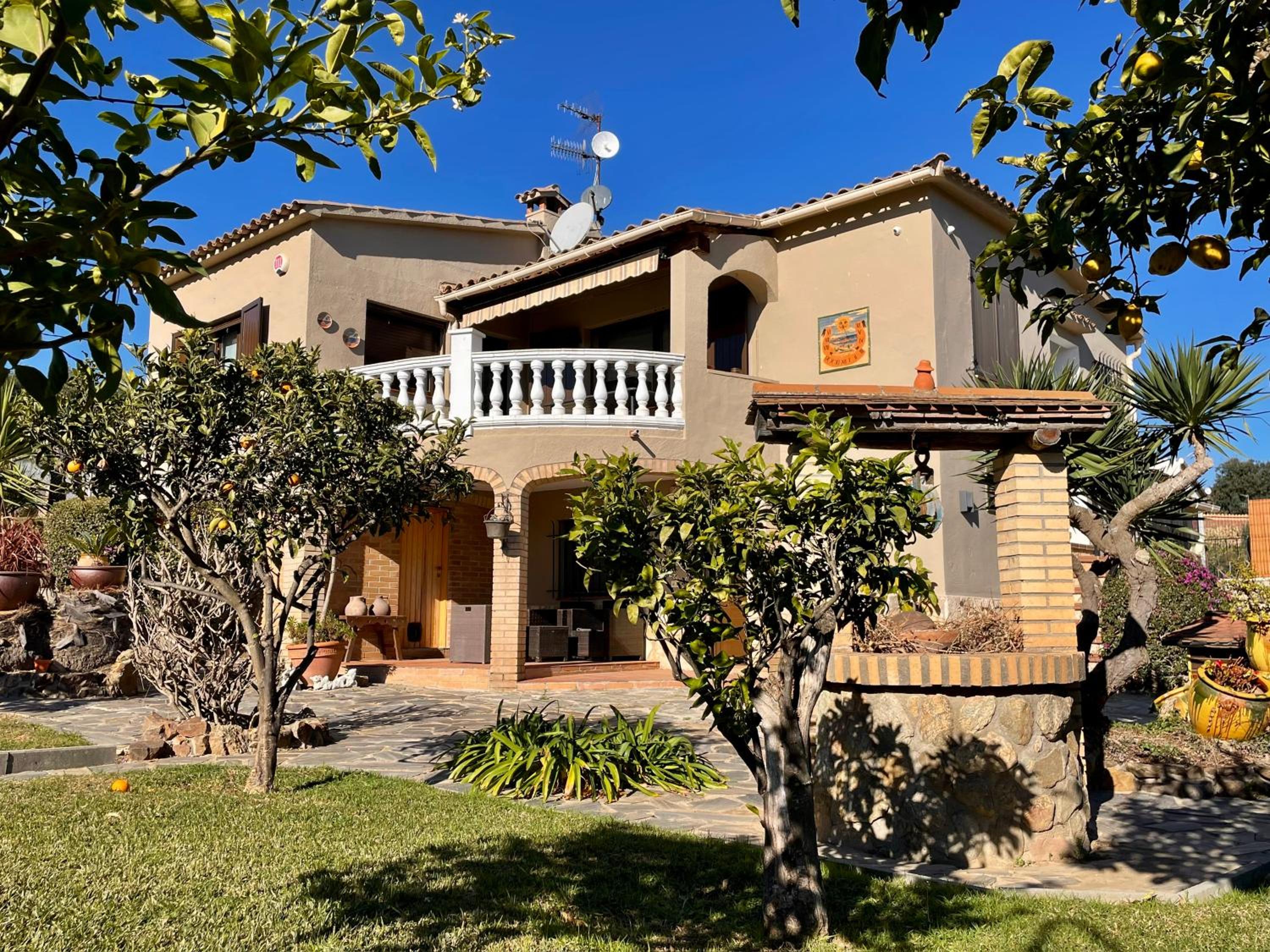 Villa Xarbi by Costabravaway
