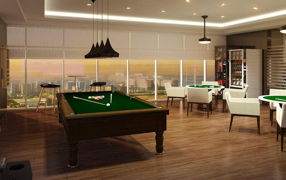Luxury Sunset Views and Prime Location near CCP MOA with WIFI Parking view 2