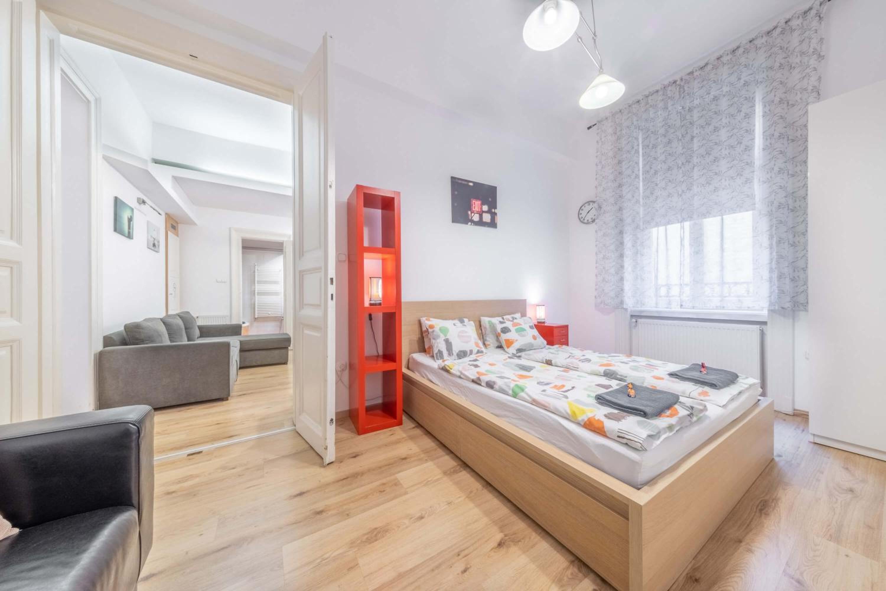 Anastasia 2 bedrooms apartment on Váci utca view 5