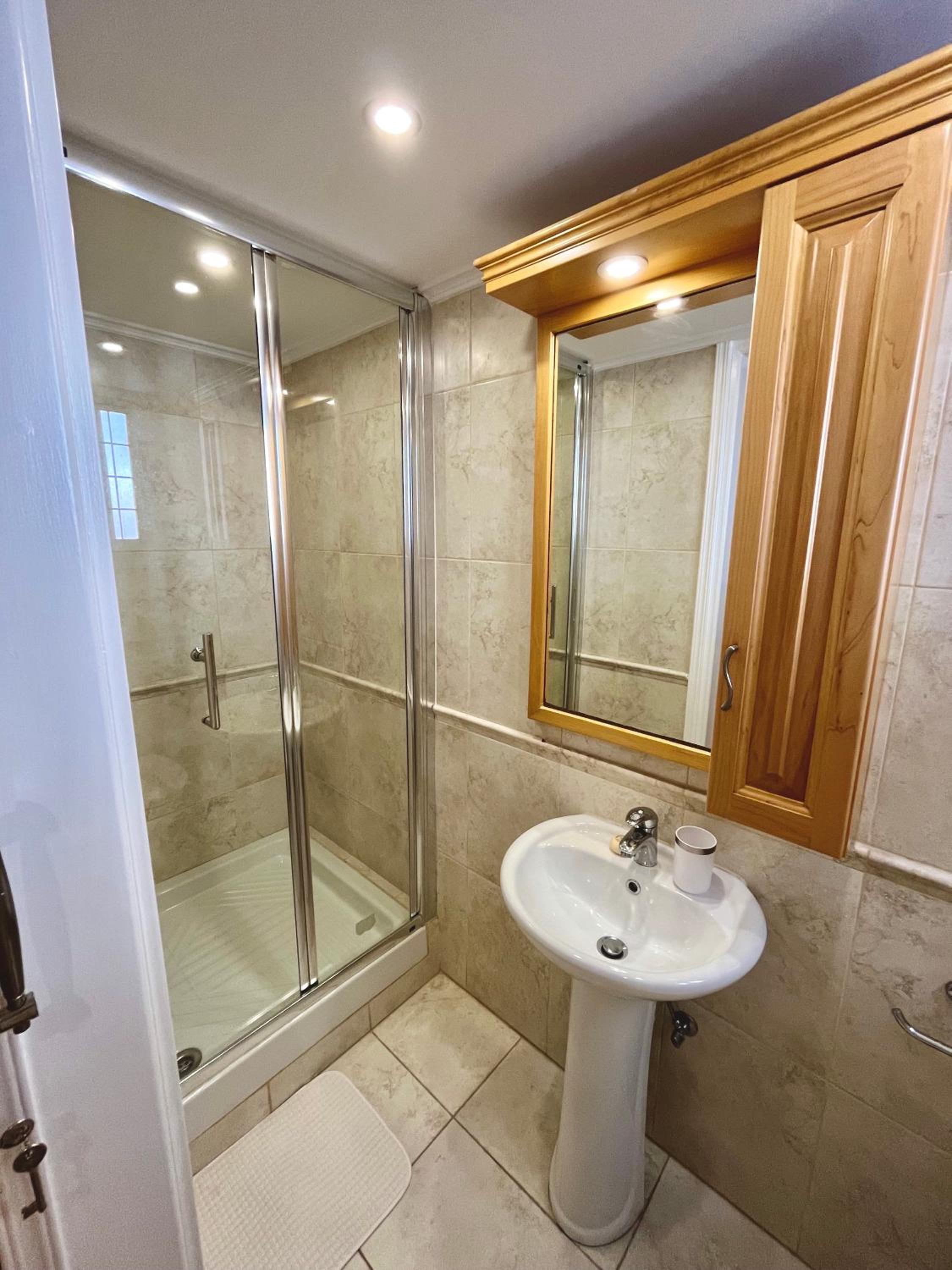 Limassol Vacations - Dream Beachfront Bungalow - Property Image 17