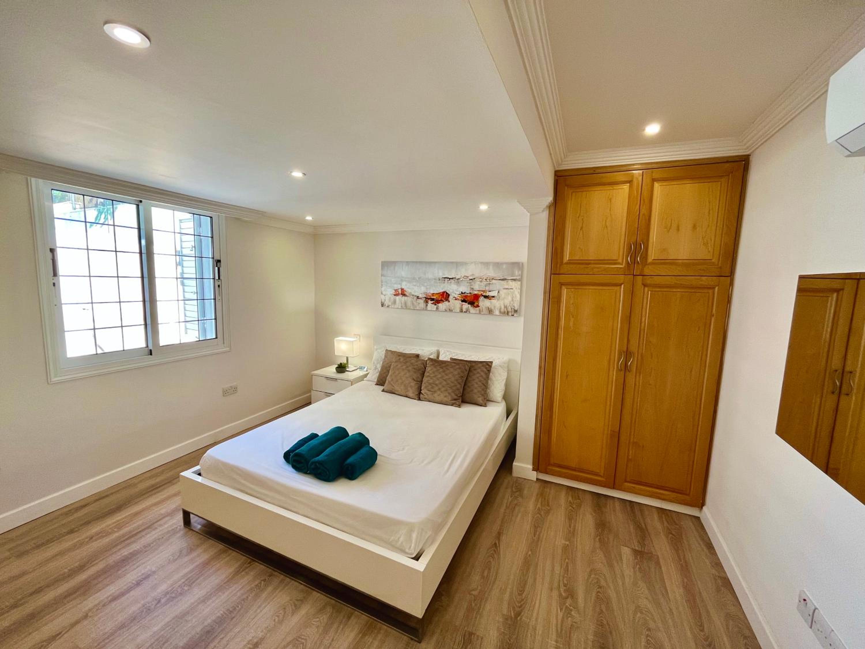 Limassol Vacations - Dream Beachfront Bungalow - Property Image 18