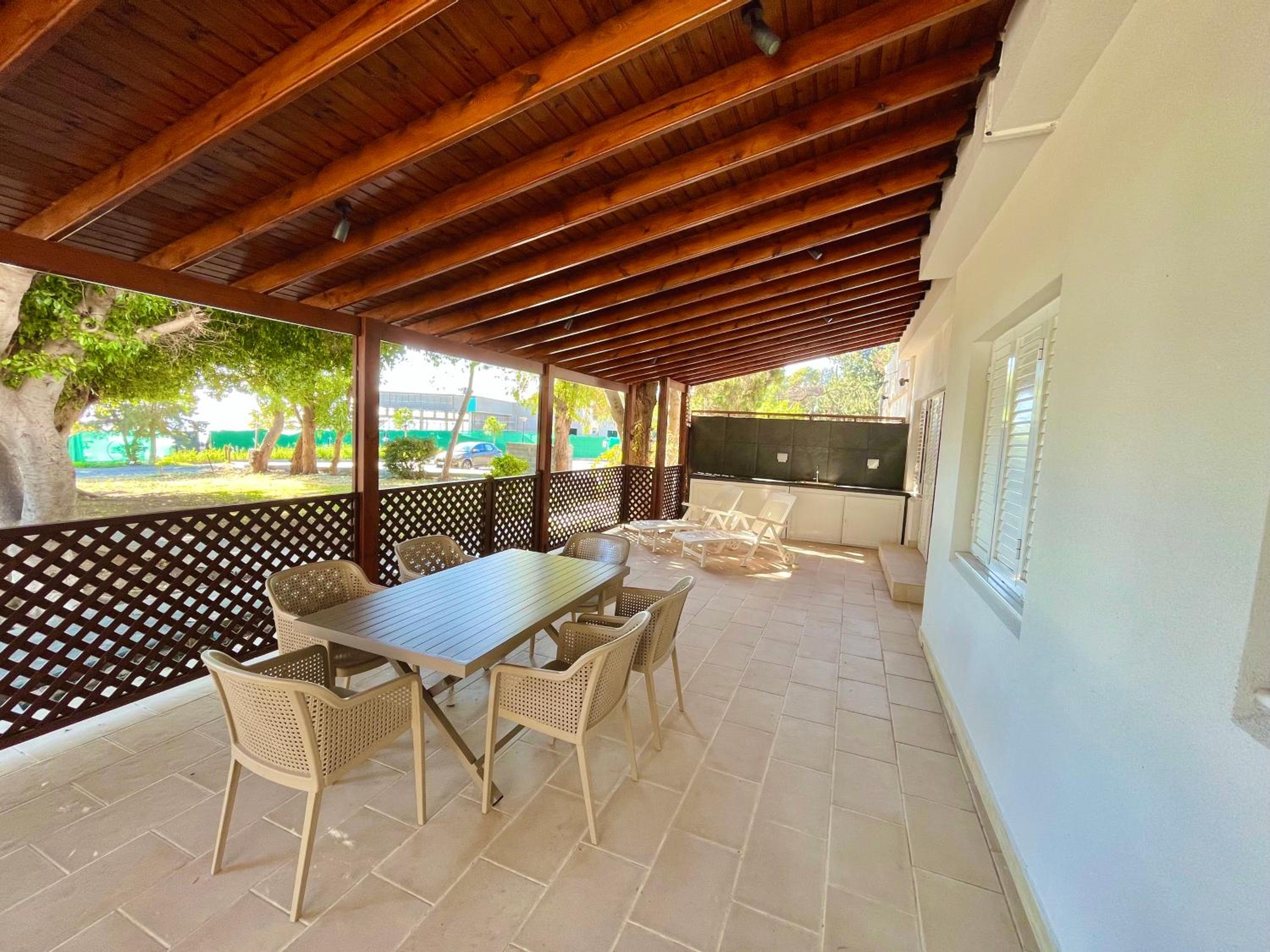 Limassol Vacations - Dream Beachfront Bungalow - Property Image 24