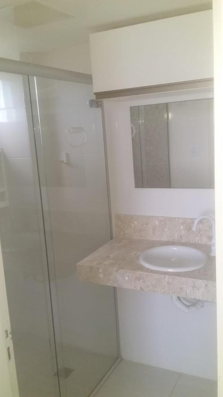 Apartamento de frente ao Mar a 50m do MAG Shopping