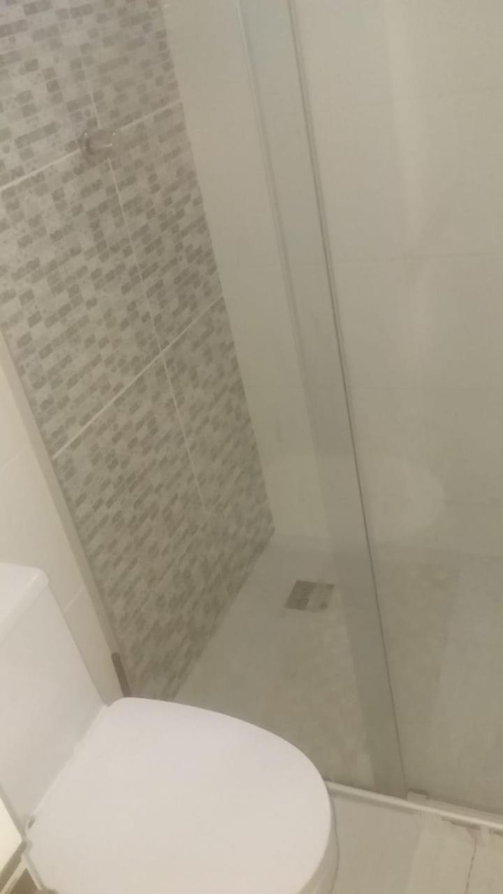 Apartamento de frente ao Mar a 50m do MAG Shopping