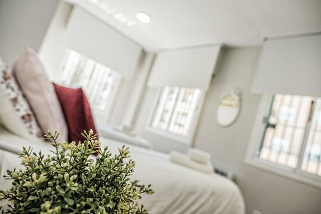 Apartamento New Folch Sevilla A photo 3