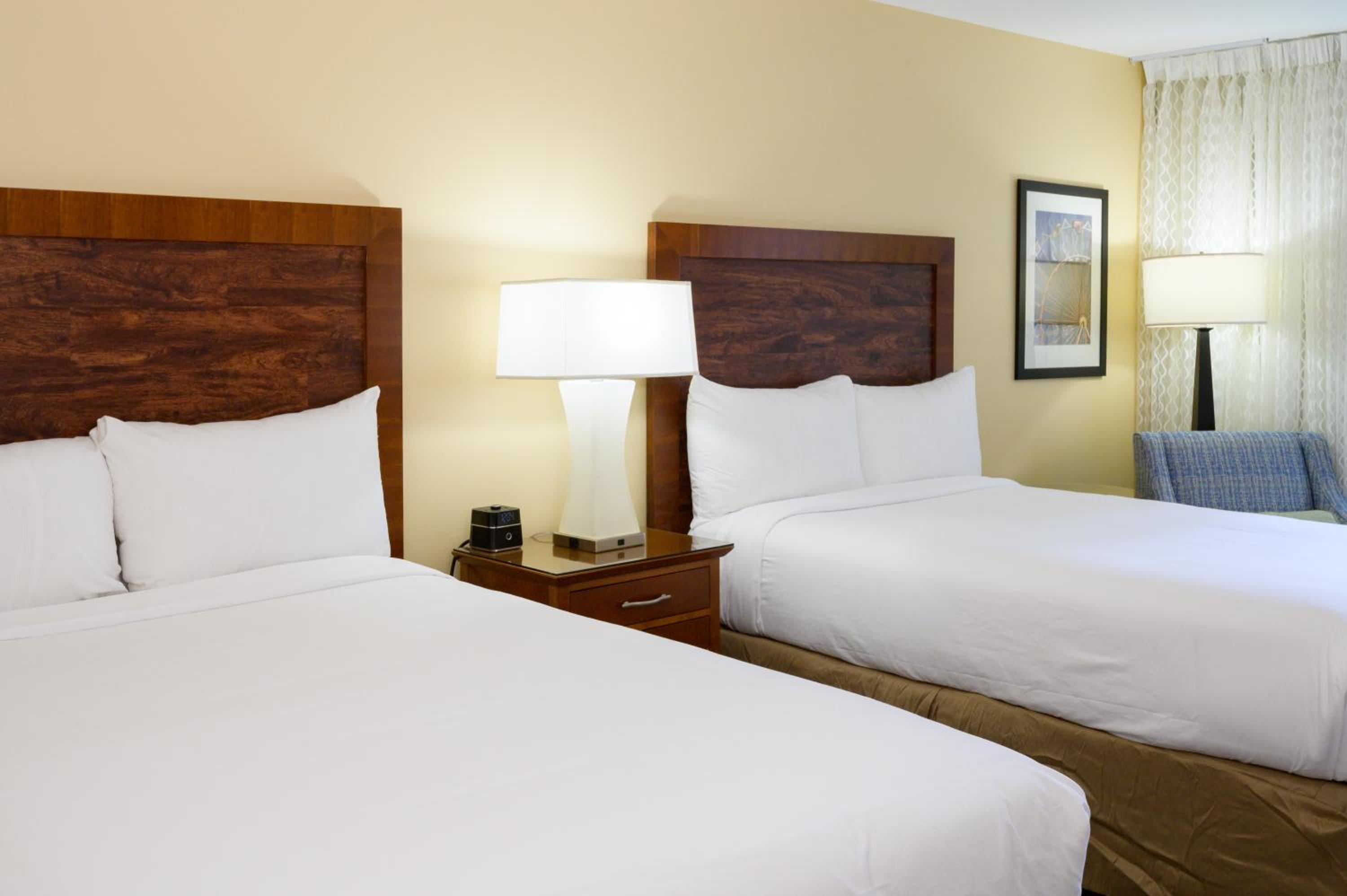 Van Nuys Vacations - Airtel Plaza Hotel - Property Image 39