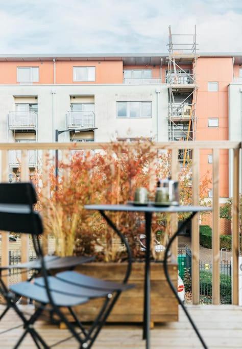 Carmen Eco-Pod / Treehouse, Close to Cabot Circus view 5