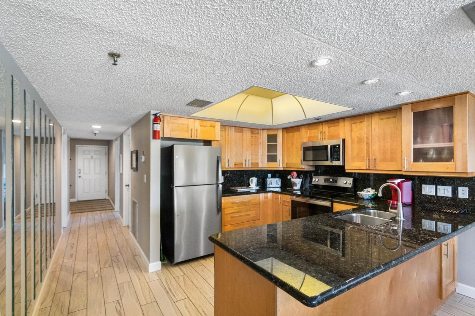 Beach View - Balcony - 3b 2b - Beach Place #505