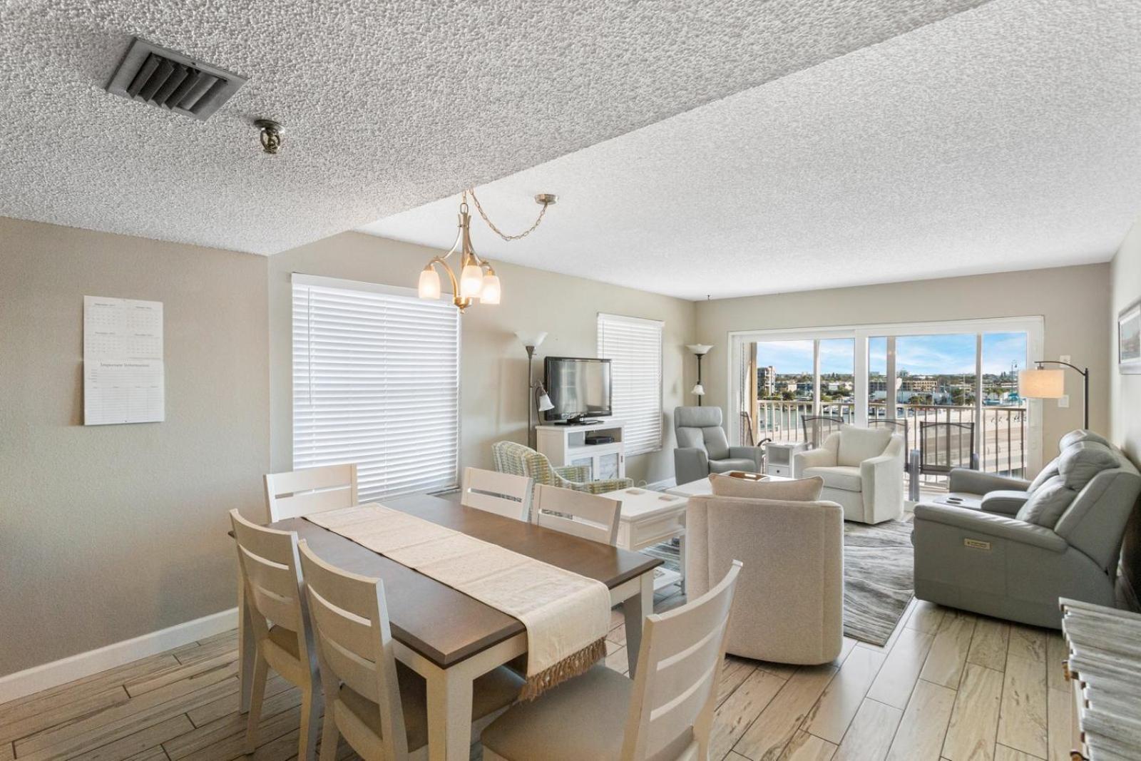 Beach View - Balcony - 3b 2b - Beach Place #505