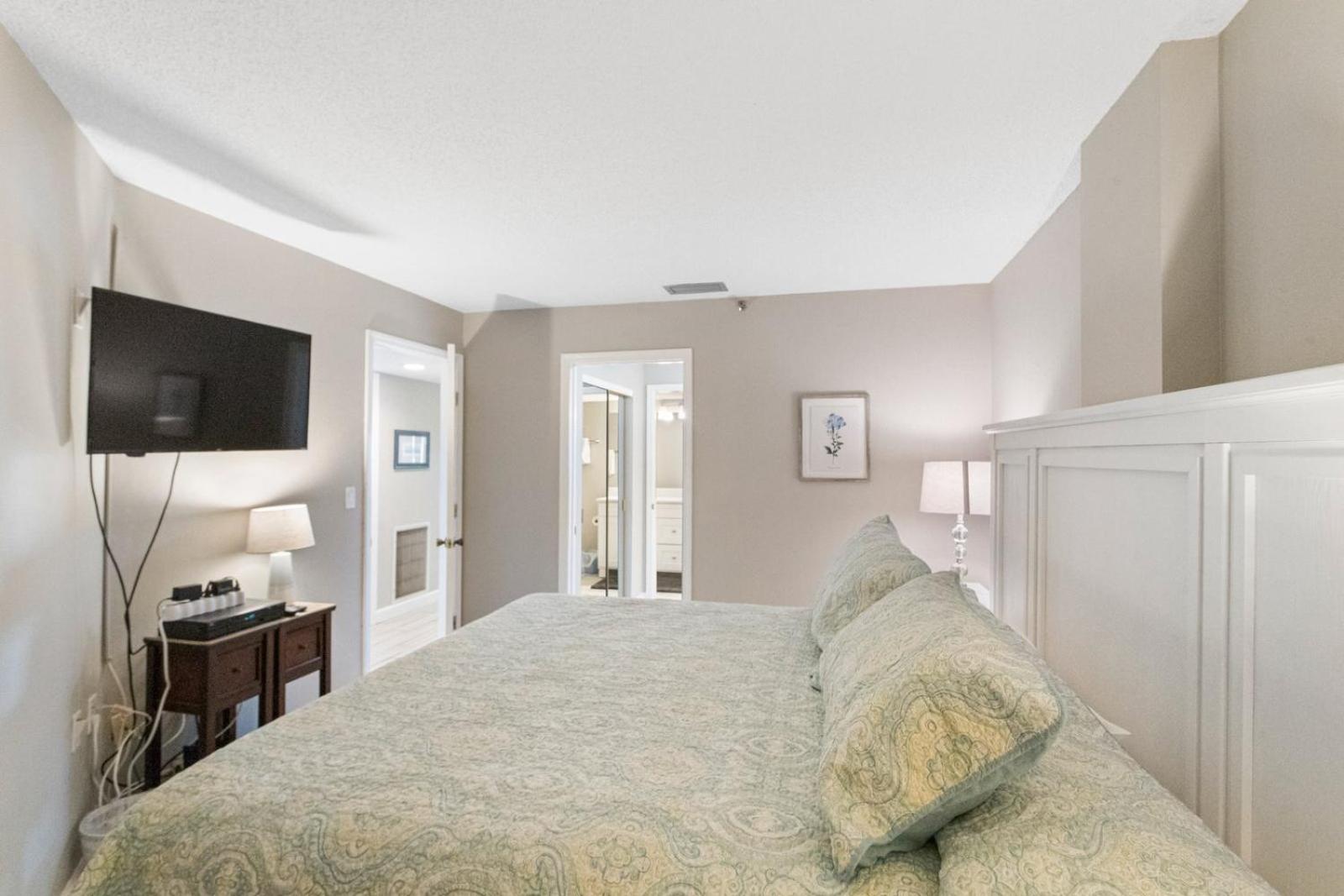 Beach View - Balcony - 3b 2b - Beach Place #505