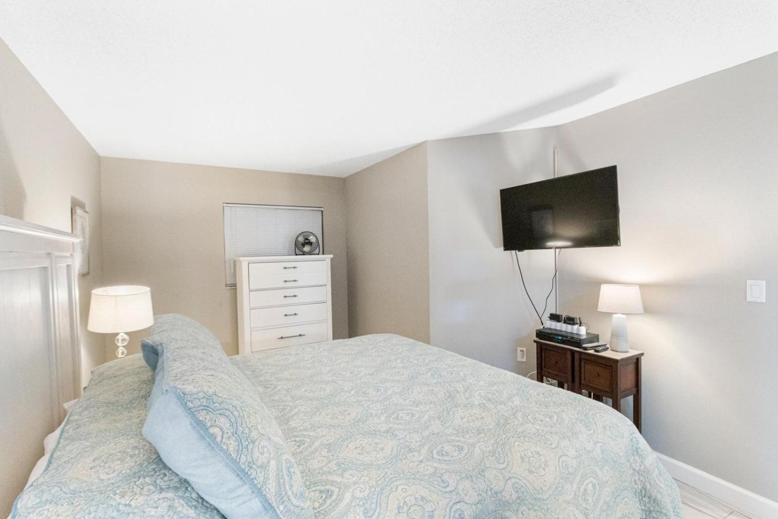 Beach View - Balcony - 3b 2b - Beach Place #505