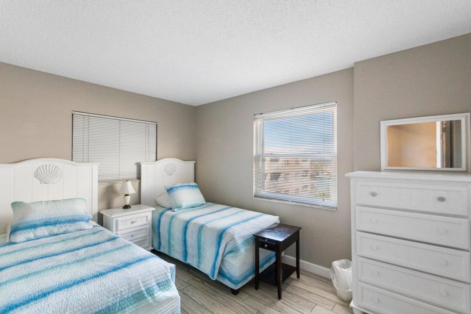 Beach View - Balcony - 3b 2b - Beach Place #505
