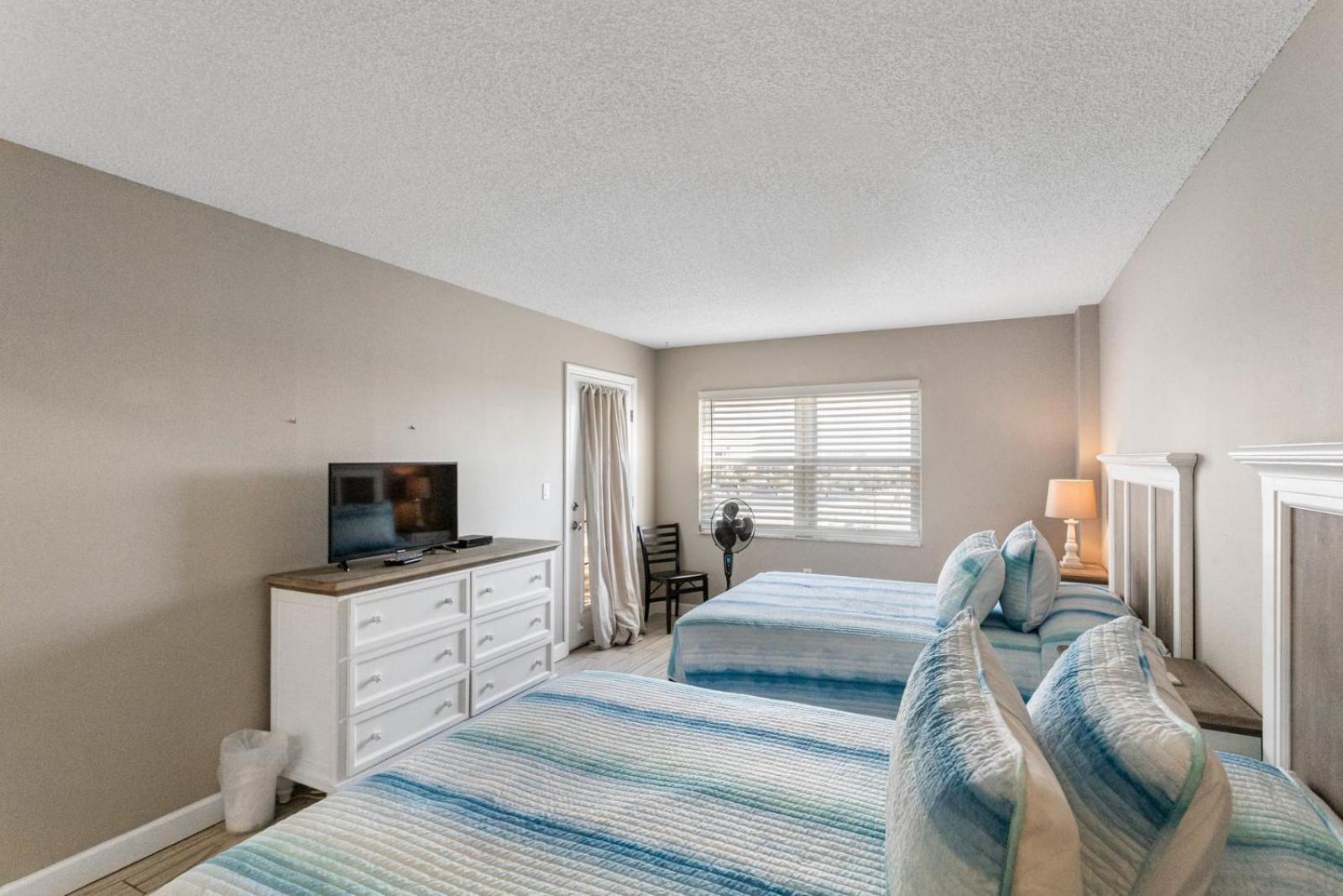 Beach View - Balcony - 3b 2b - Beach Place #505