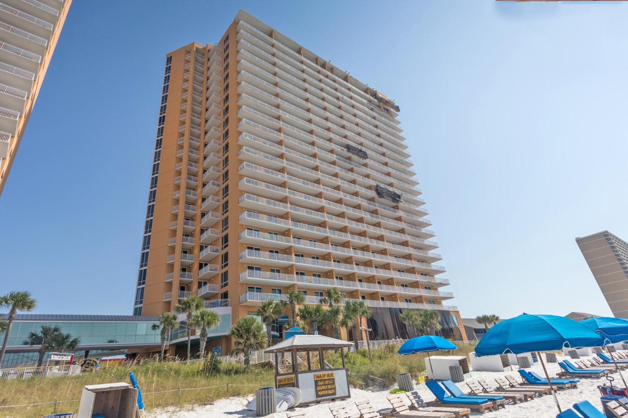 Low Floor, beautiful ocean views condo