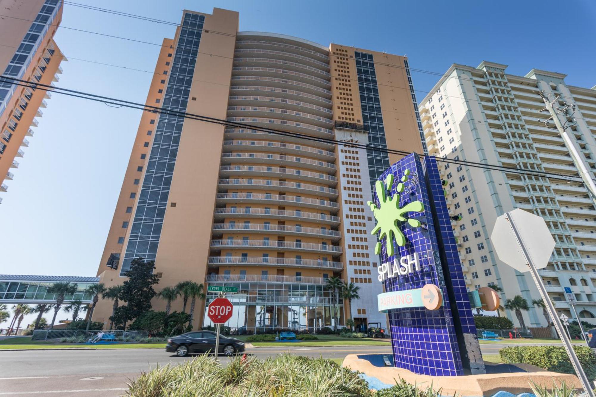 Low Floor, beautiful ocean views condo