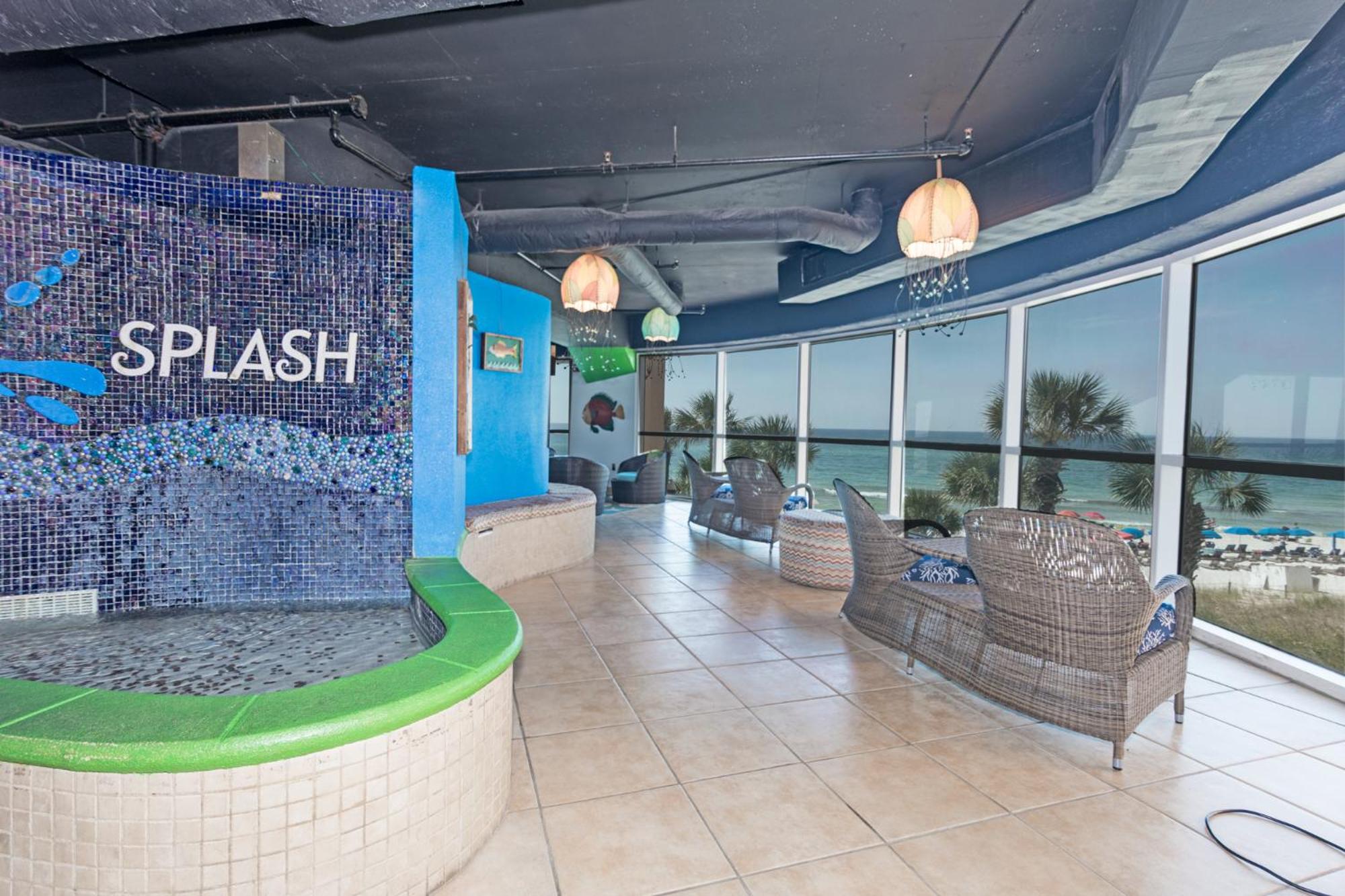 Low Floor, beautiful ocean views condo