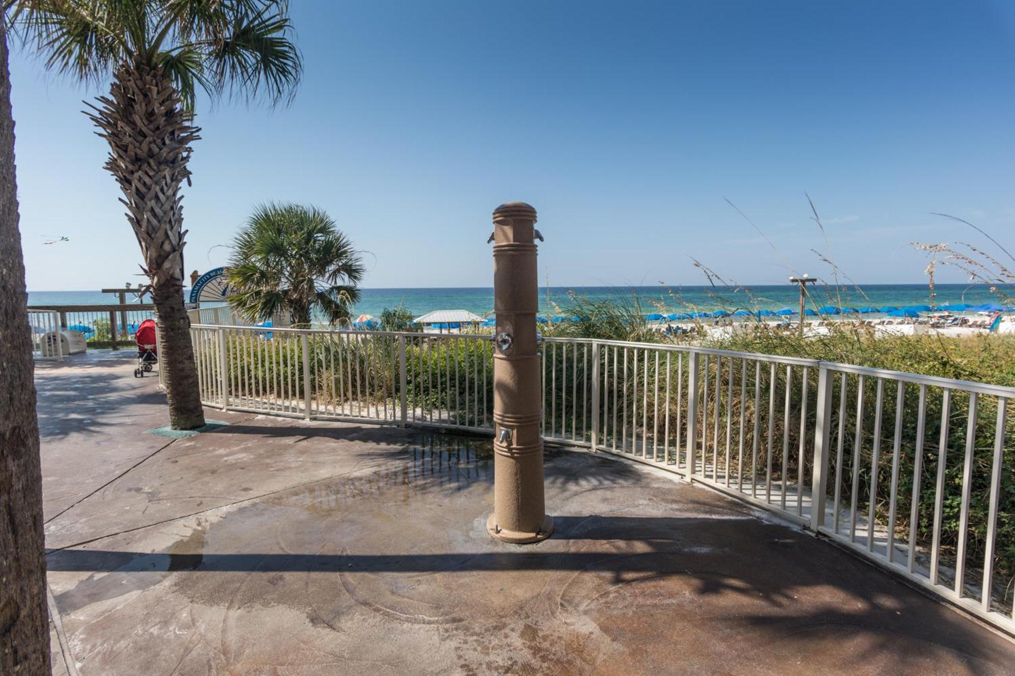 Low Floor, beautiful ocean views condo