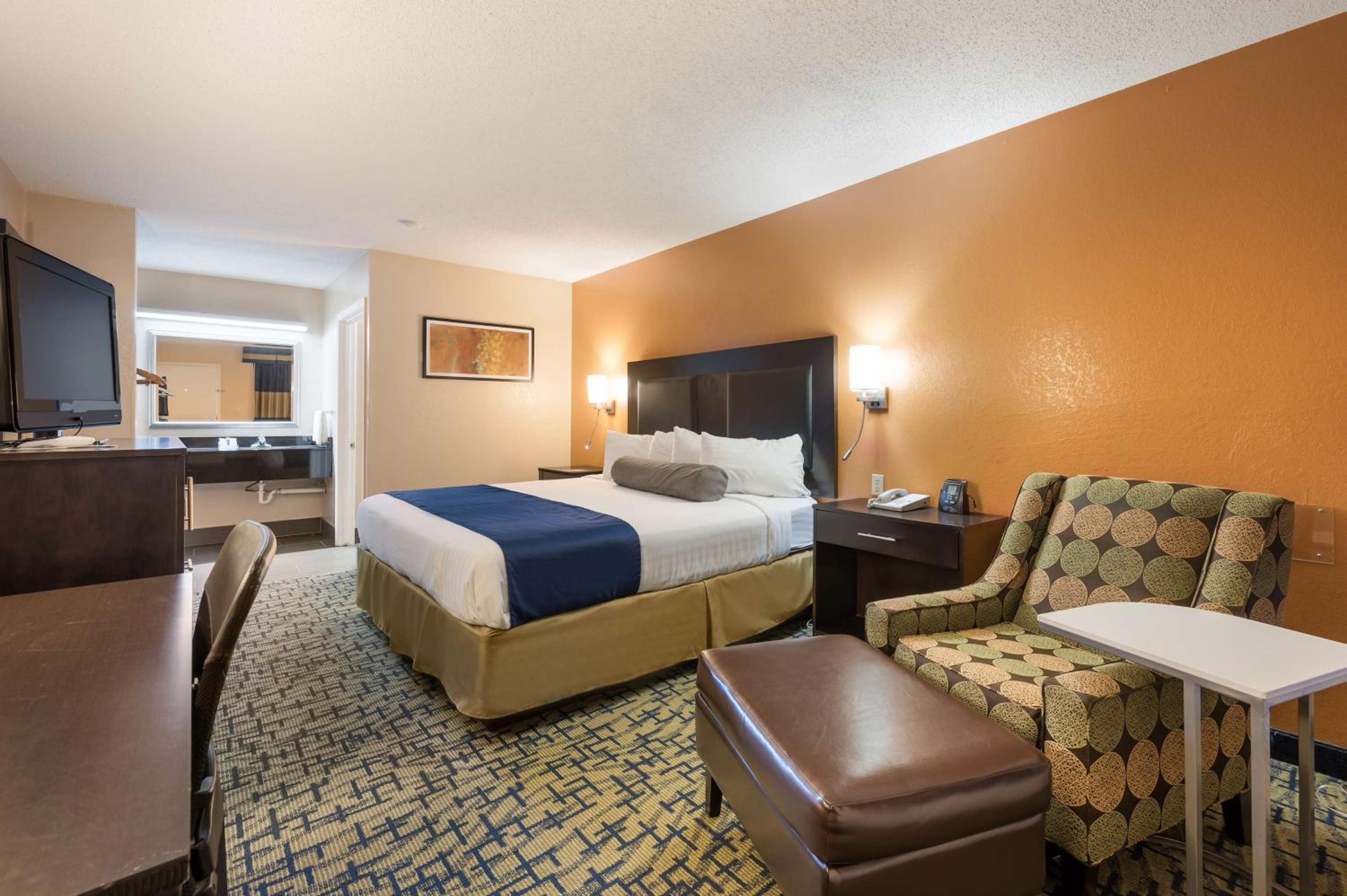 Meridian Vacations - SureStay Hotel by Best Western Meridian - Property Image 4