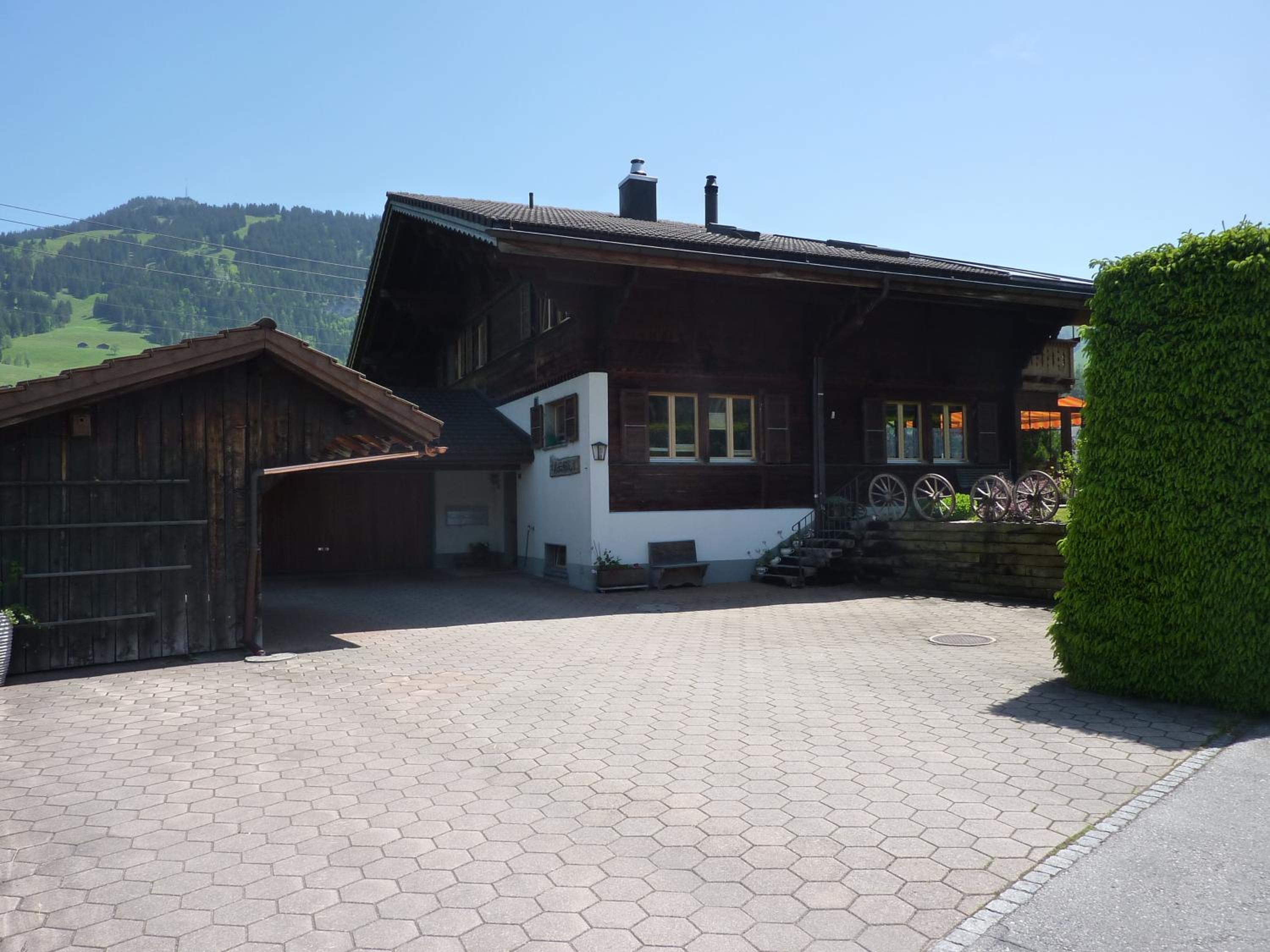 Hotel Chalet Aebnetbode - Image 1