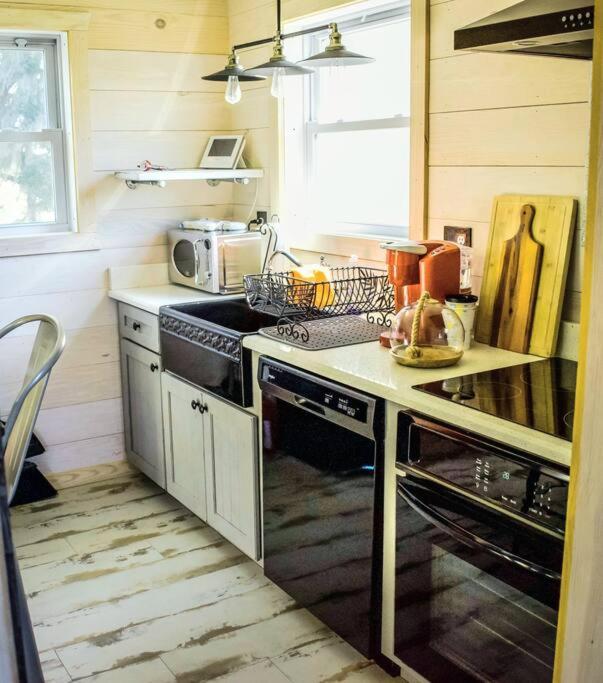 The Offbeat Oasis by the Marsh with Hunting Island Beach Pass view 5