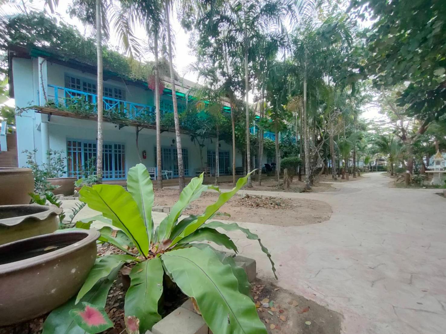 Banana Beach Resort