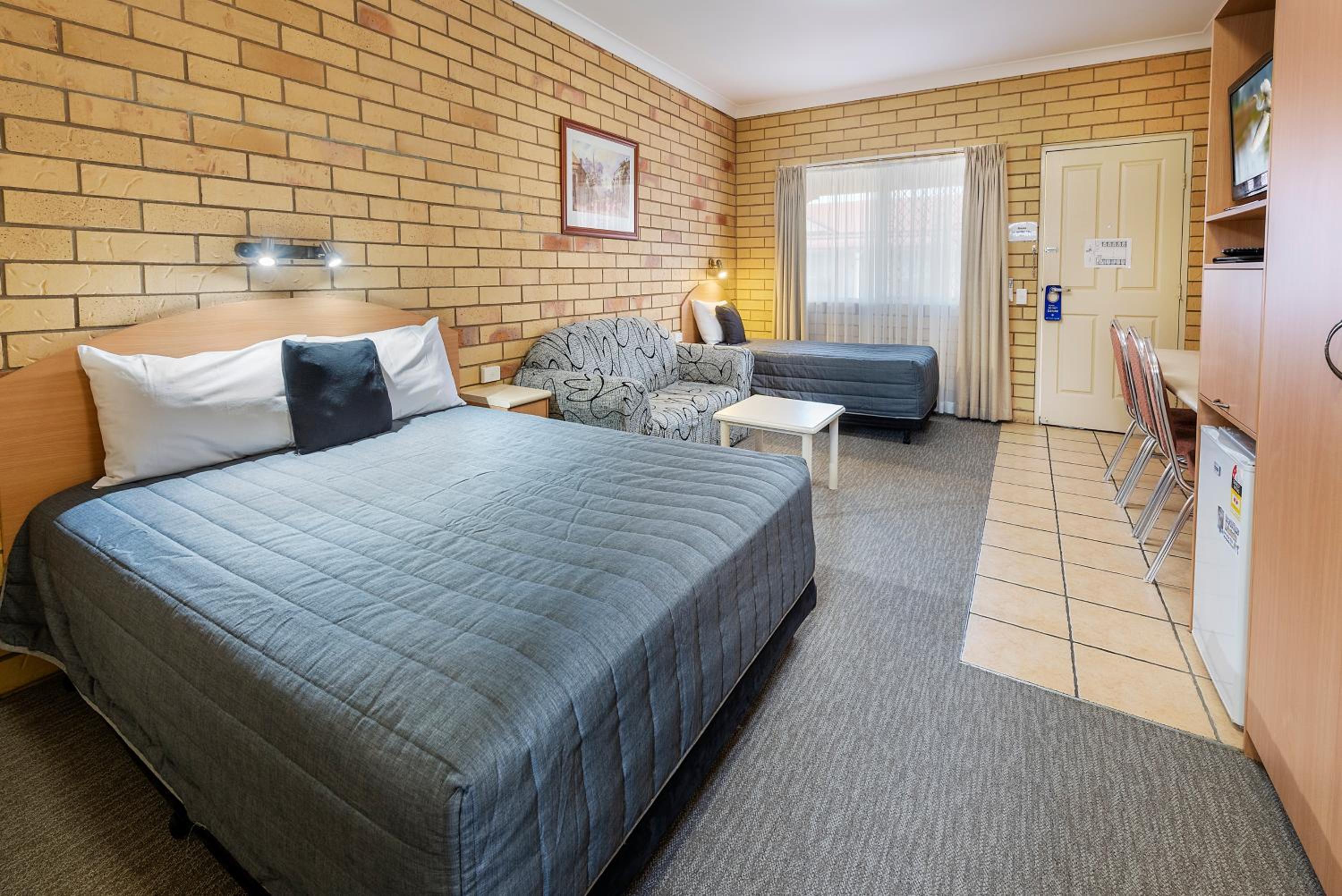 Roma Mid Town Motor Inn