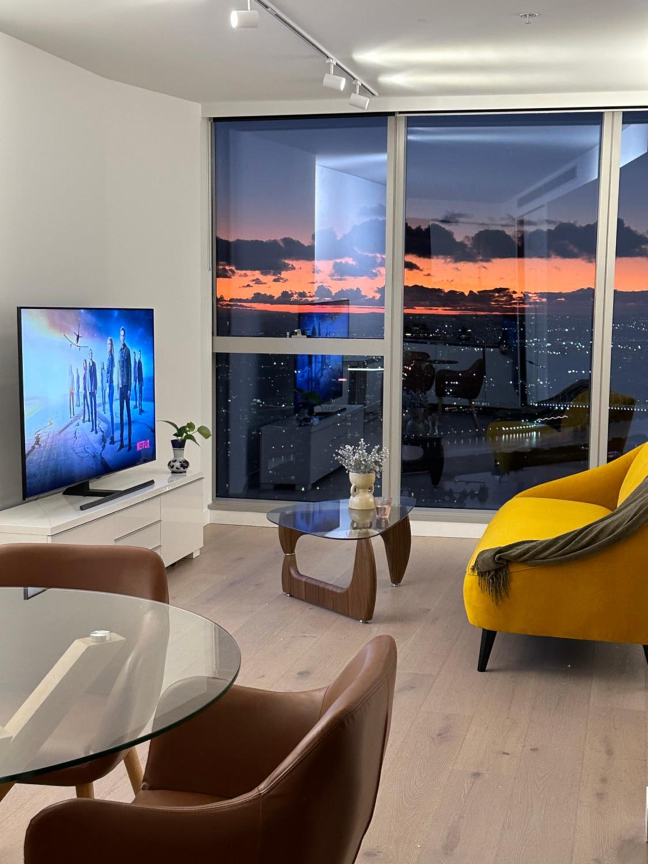 Melbourne CBD Apt with Free Car Park Ocean View