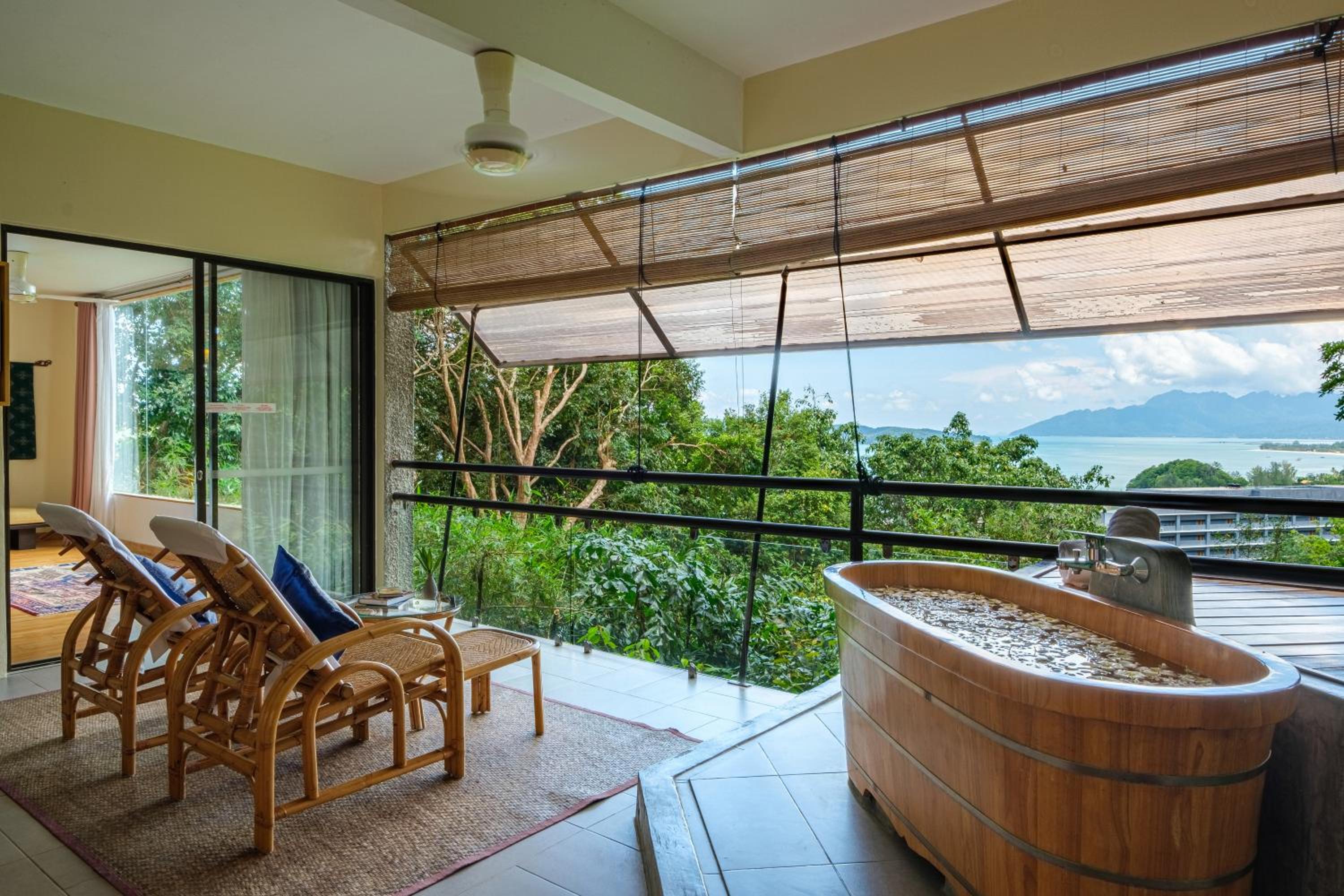 Ambong Rainforest Retreat photo 7