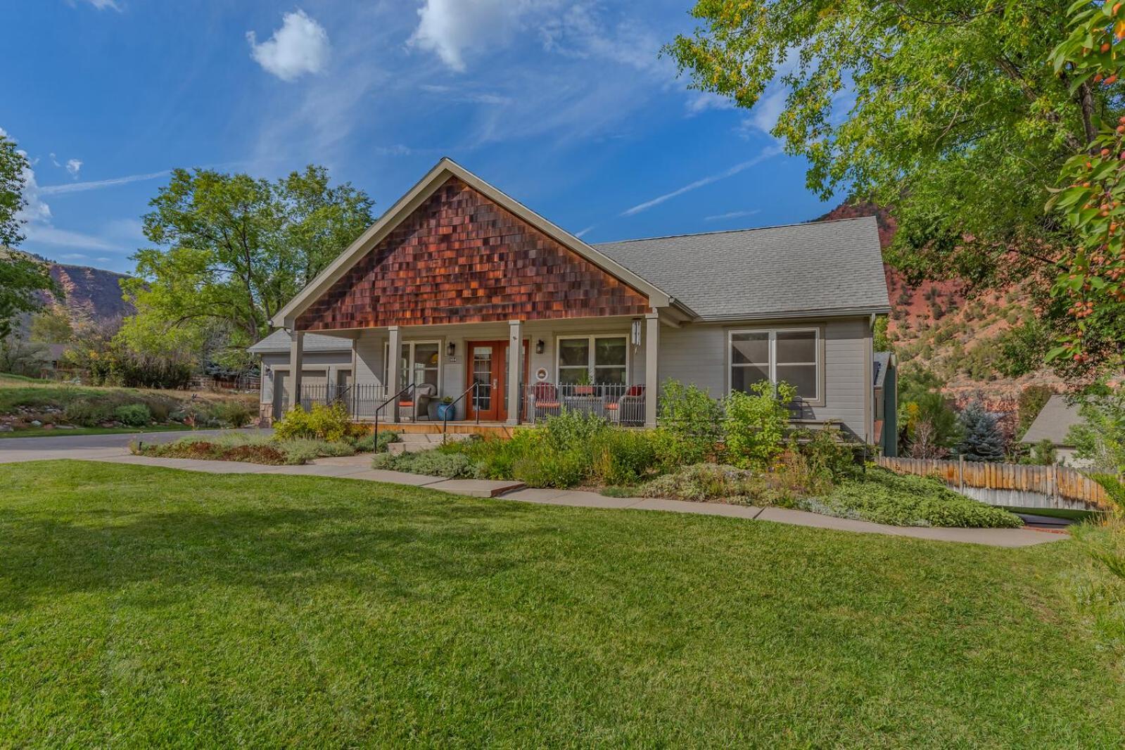 Cozy Home with Sauna in Glenwood Springs