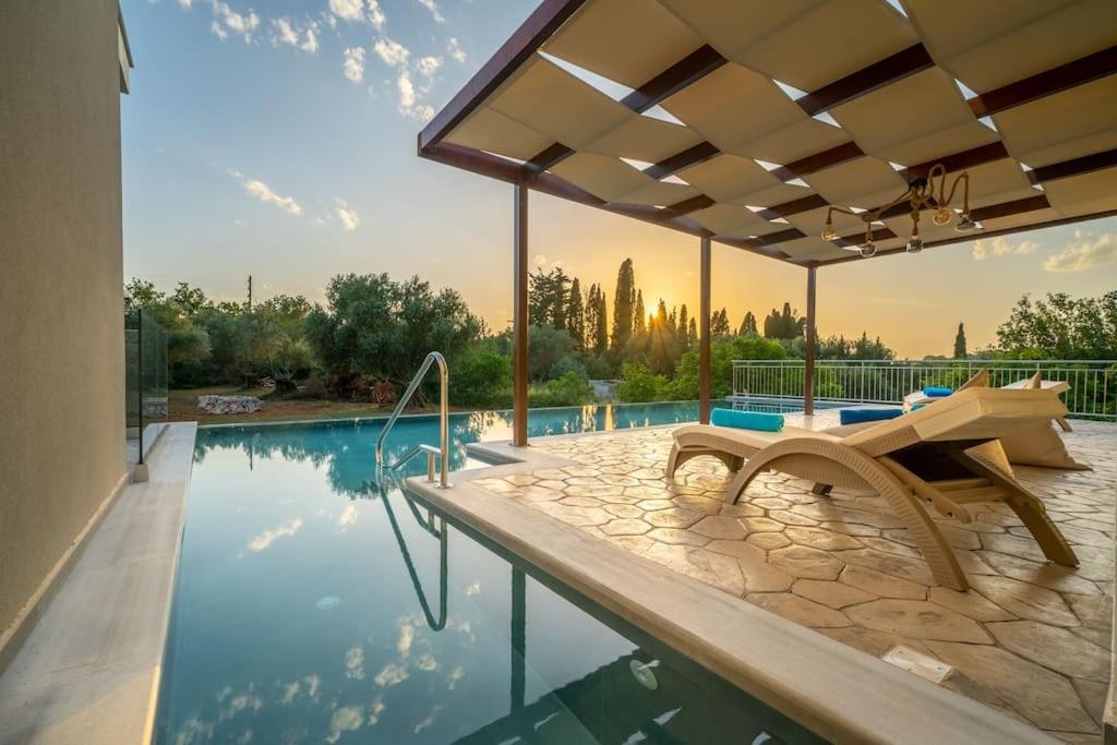Luxury Villa Majore