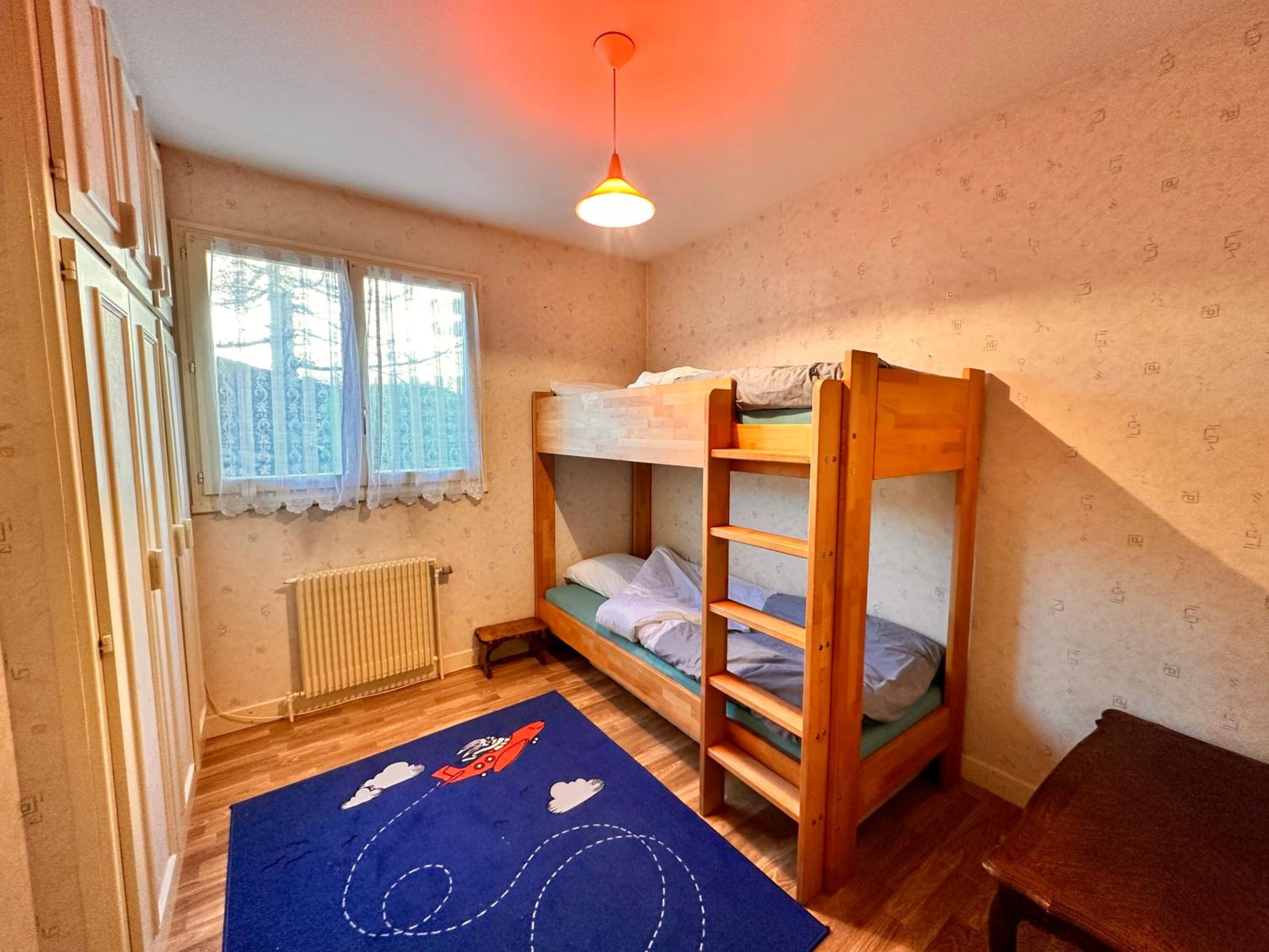 Gîte Le Pingu - spacieux, calme, plein sud - cabine sauna - 8 personnes