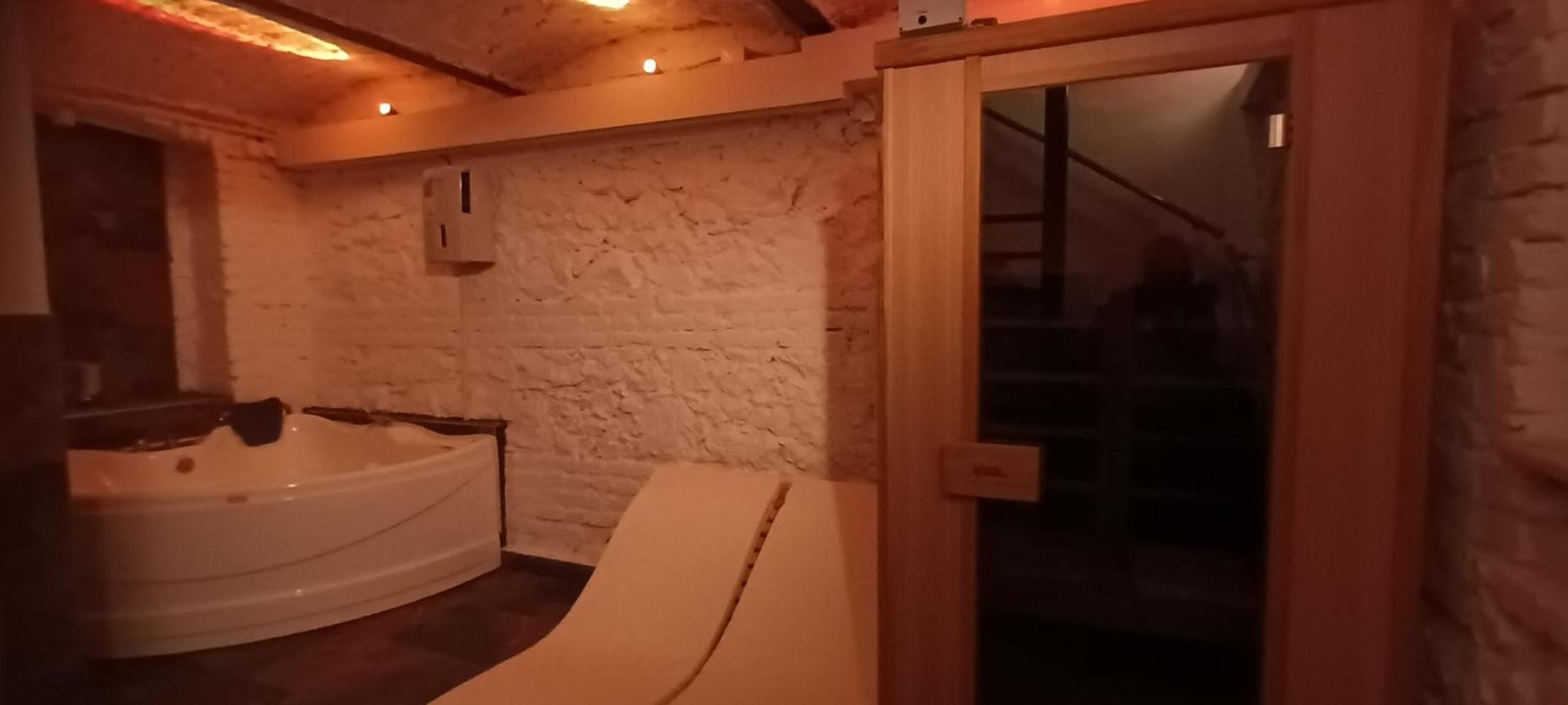 Photo 16