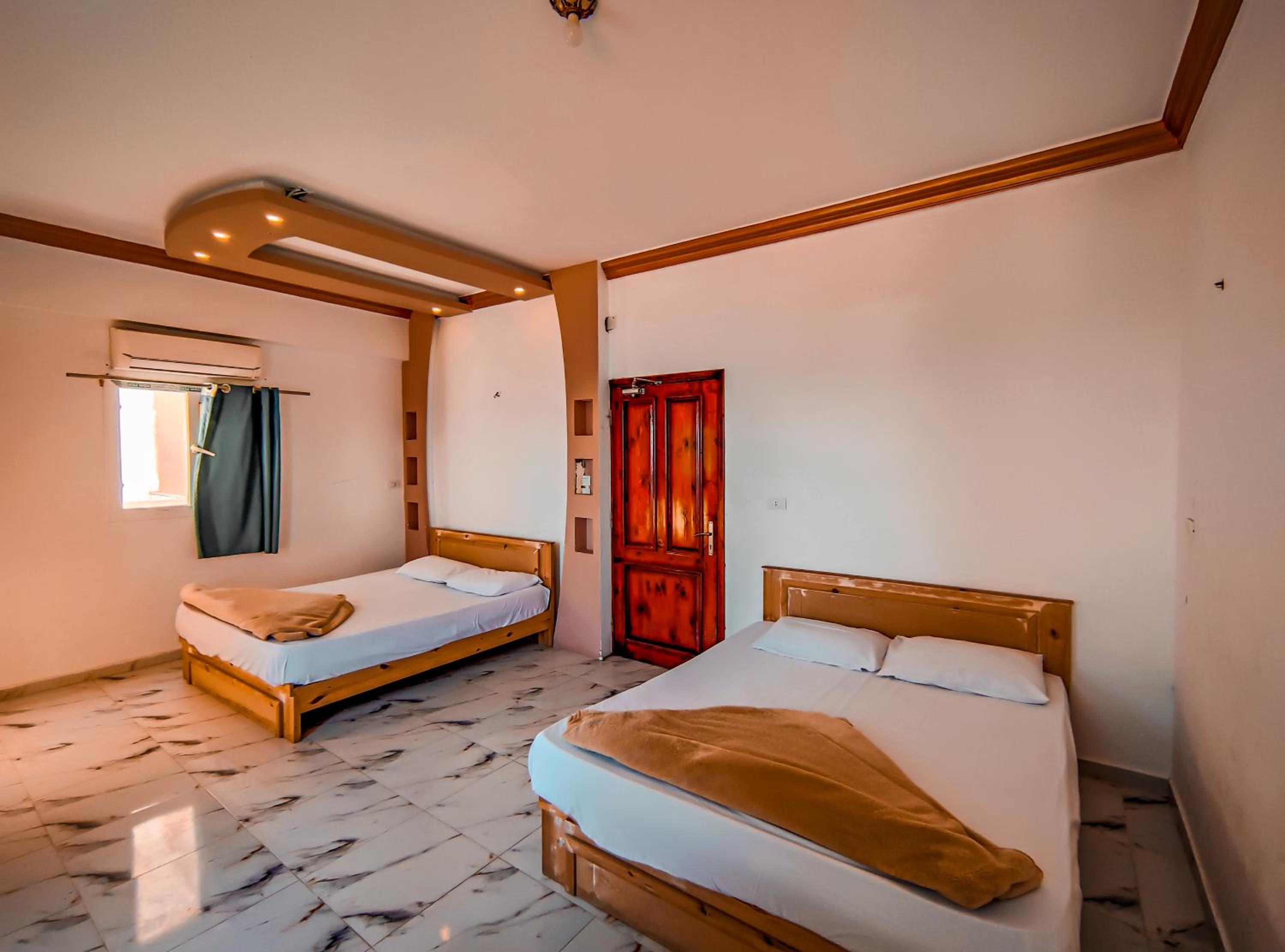 Zarnouk beach house
