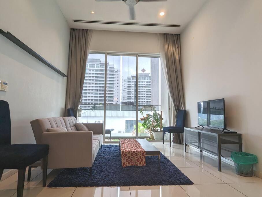Cozy Home Away From Home in Downtown KL