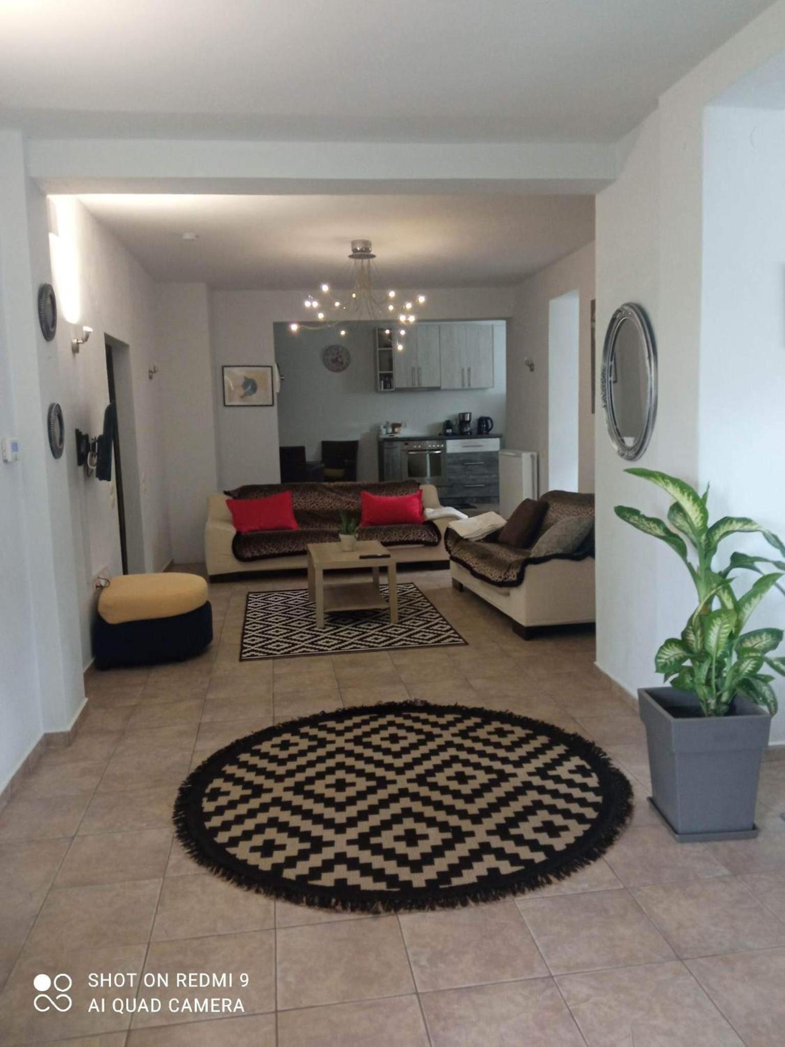 Apollon house