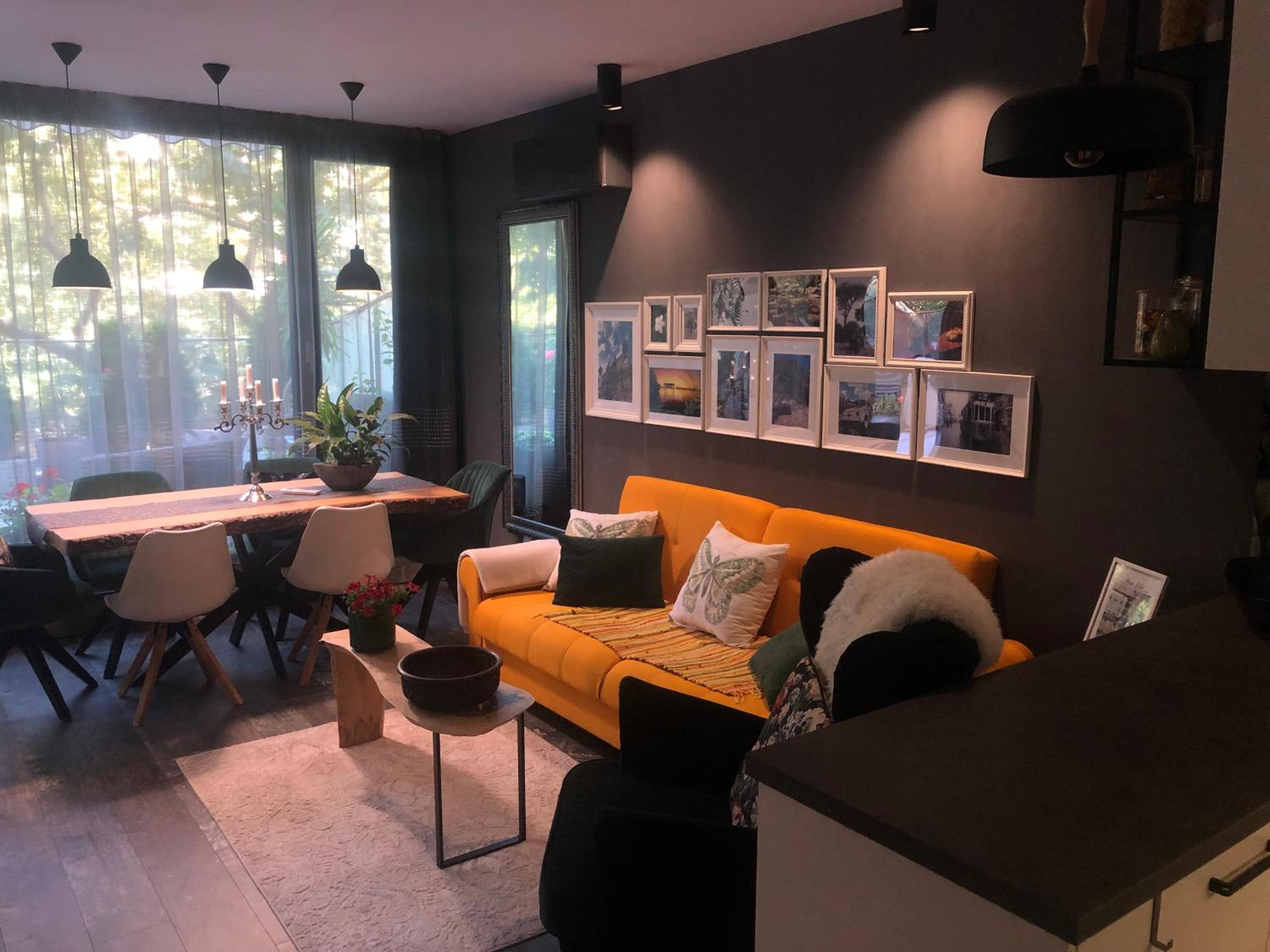 Sea Garden Apartment