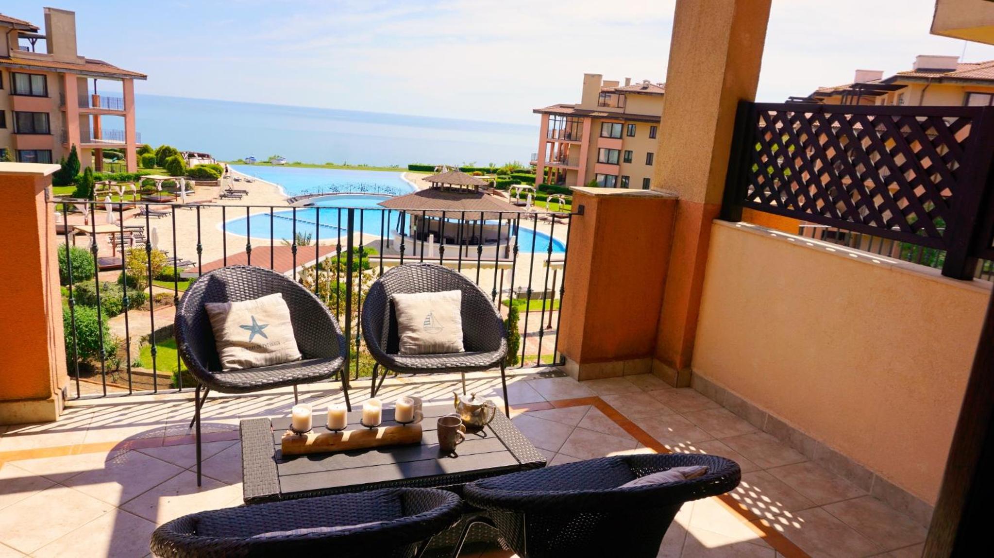 Apartment DECORA Sea View view 3